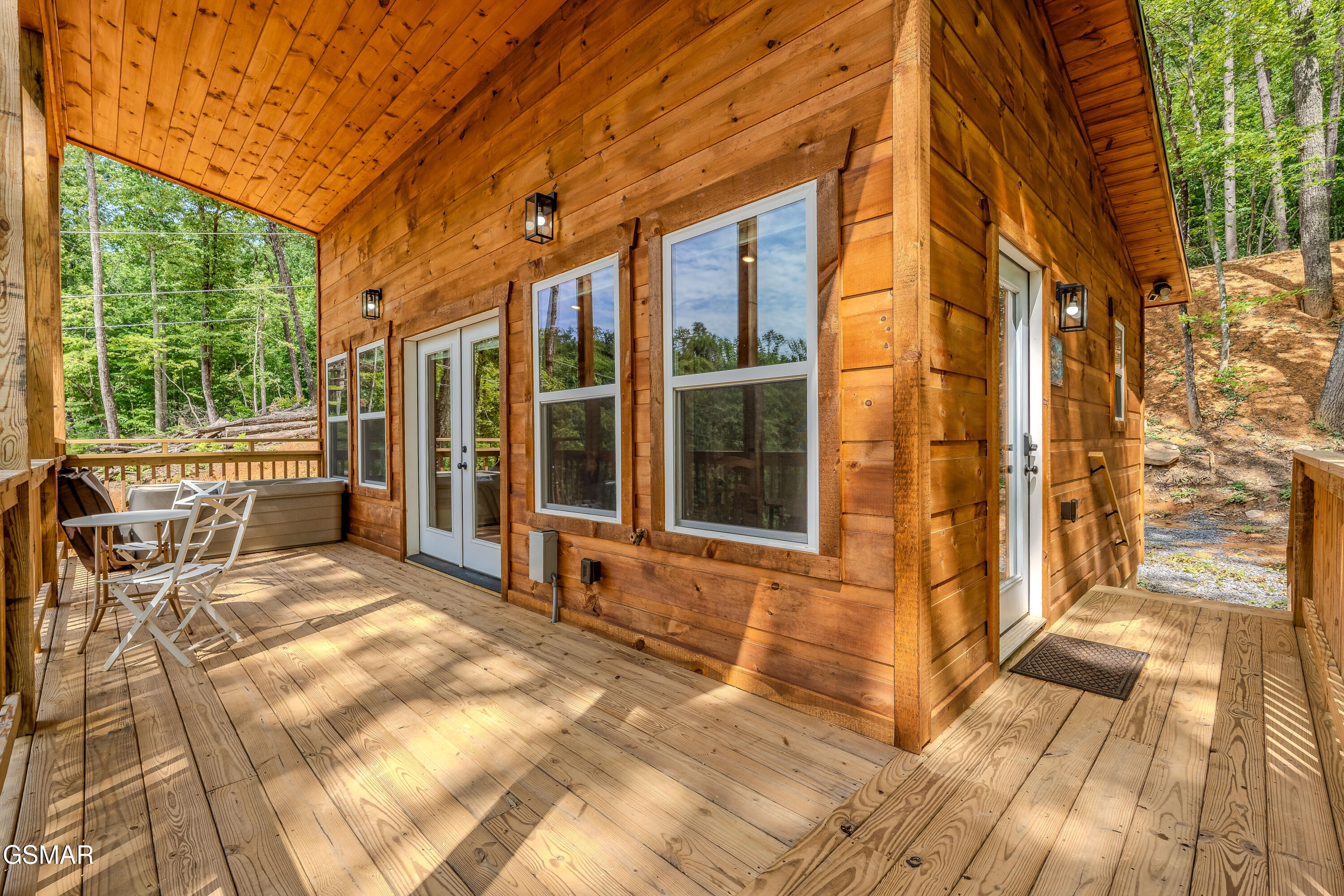 2122 Bluff Mtn Road Sevierville TN 37876