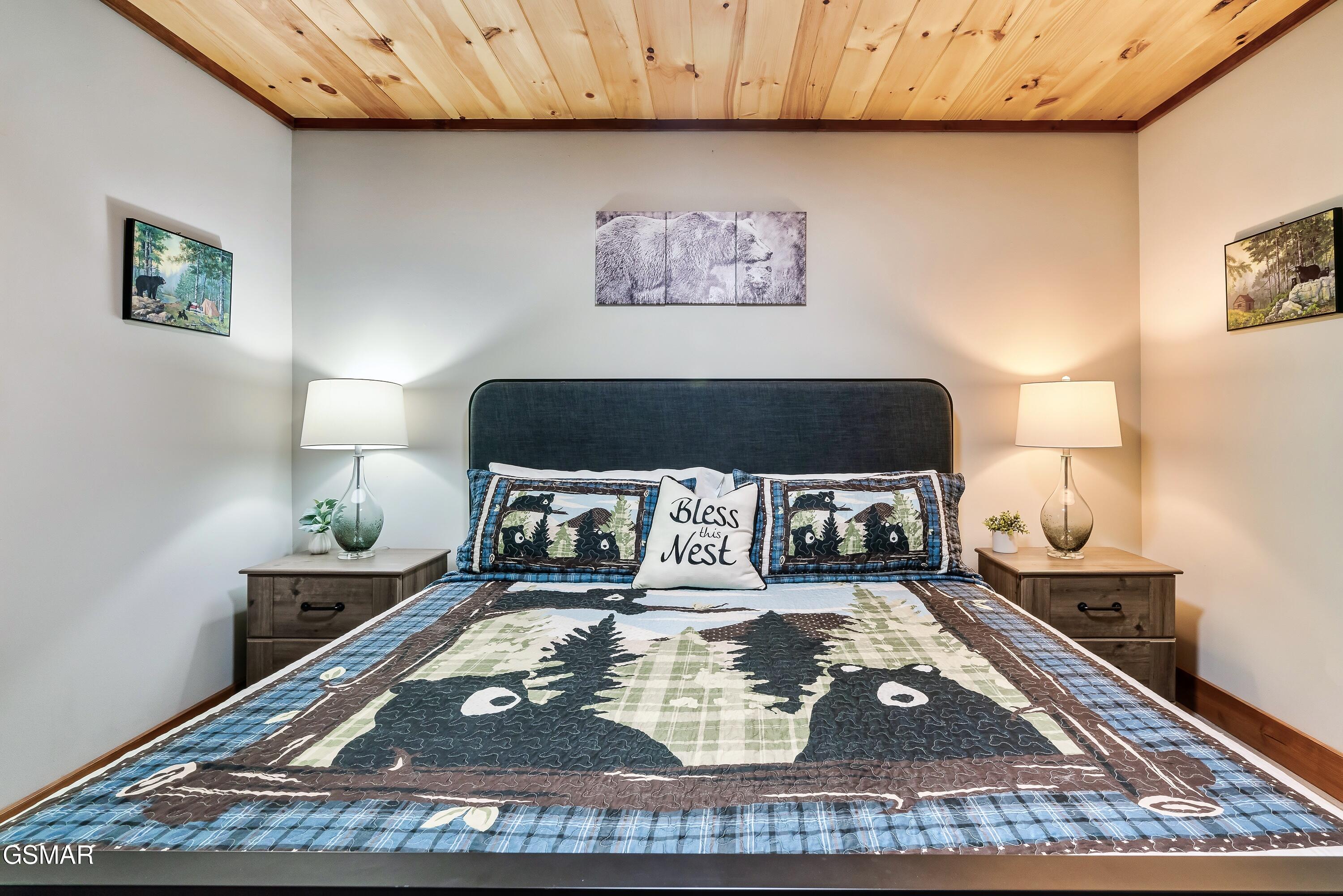 3613 Old Mountain Road Sevierville TN 37876