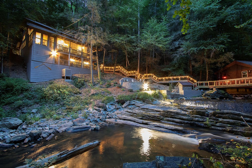 2157 Wears Valley Road Sevierville TN 37862