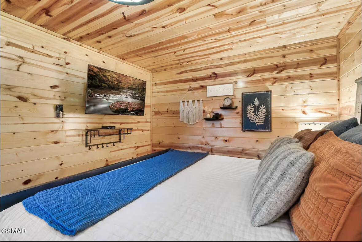 4536 Powdermill Estate Road Sevierville TN 37876