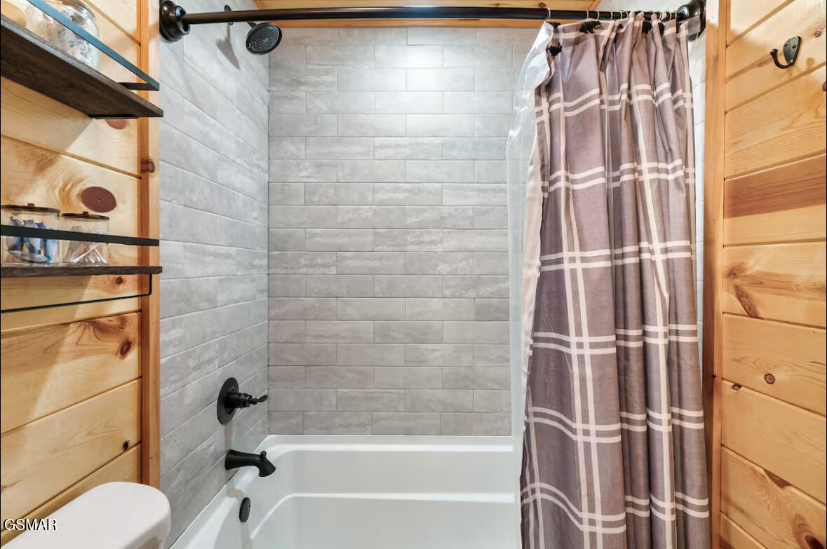 4536 Powdermill Estate Road Sevierville TN 37876