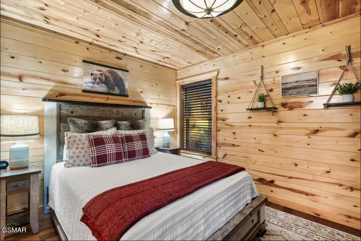 4536 Powdermill Estate Road Sevierville TN 37876