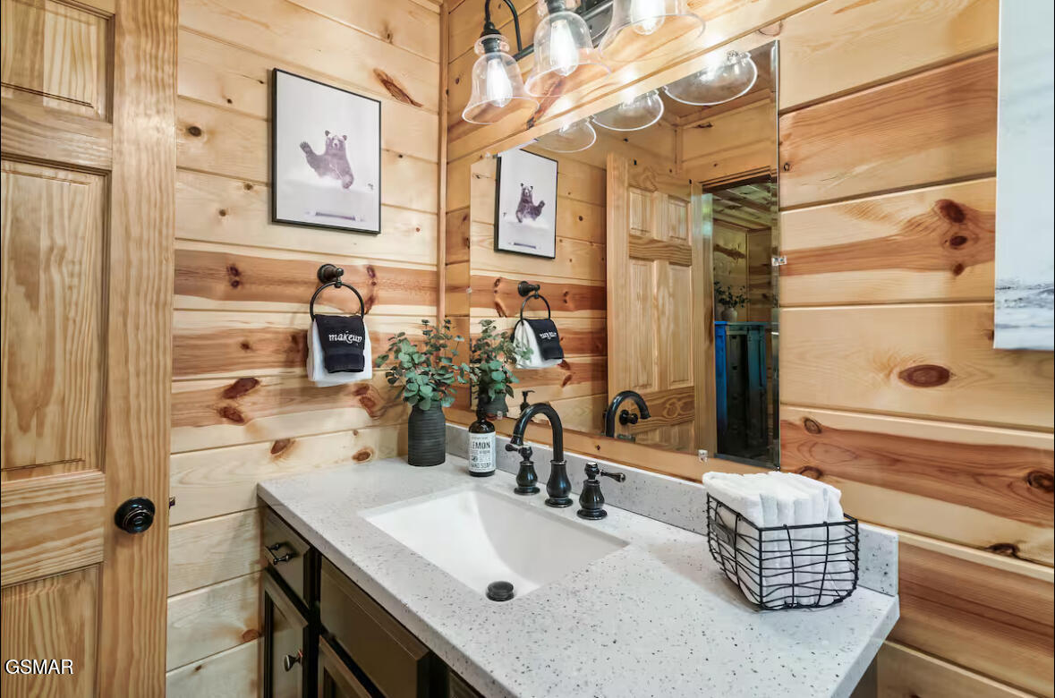 4536 Powdermill Estate Road Sevierville TN 37876