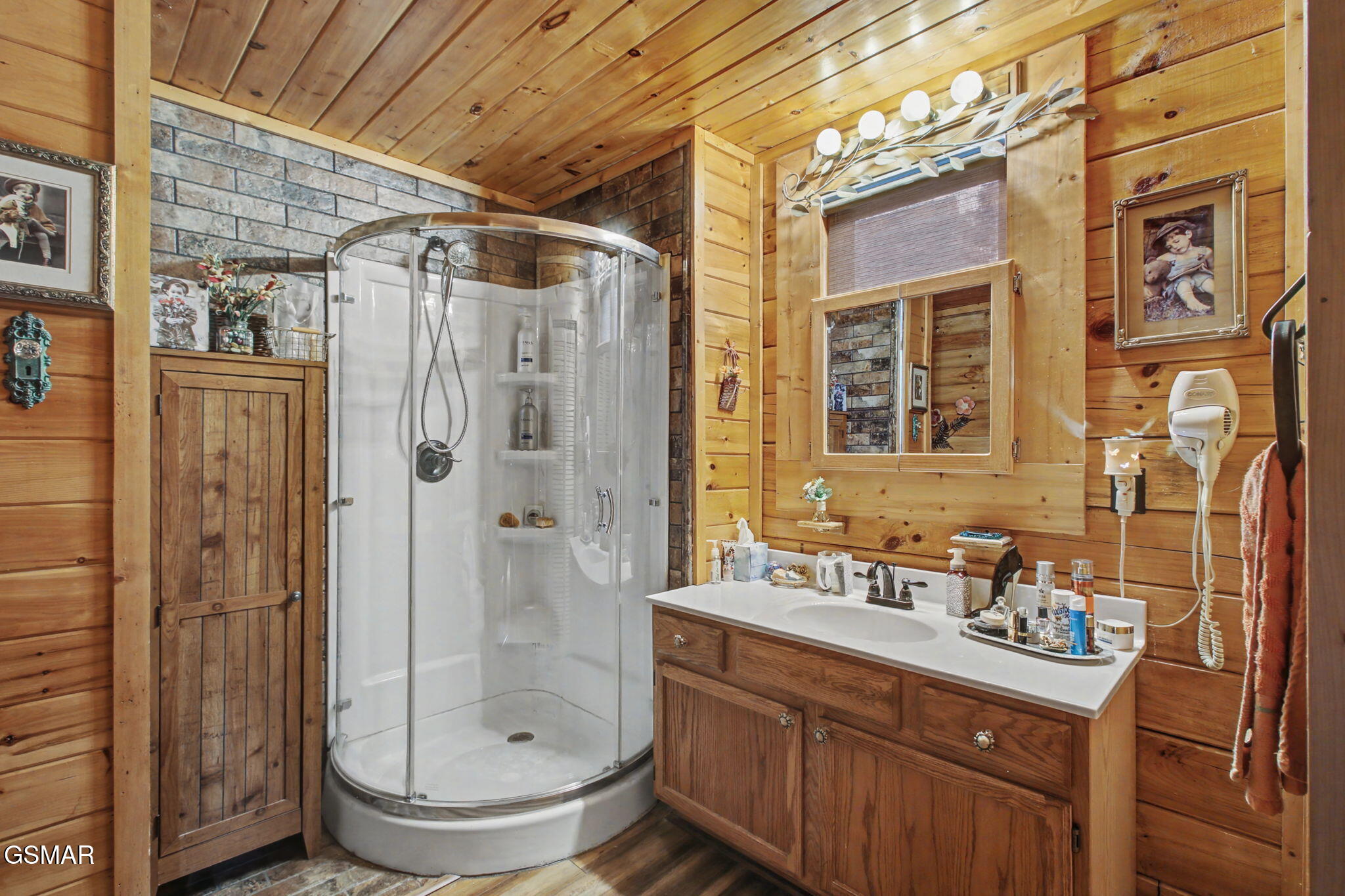1023 Gordon Way Sevierville TN 37876