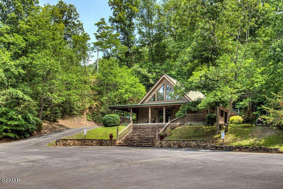1023 Gordon Way Sevierville TN 37876