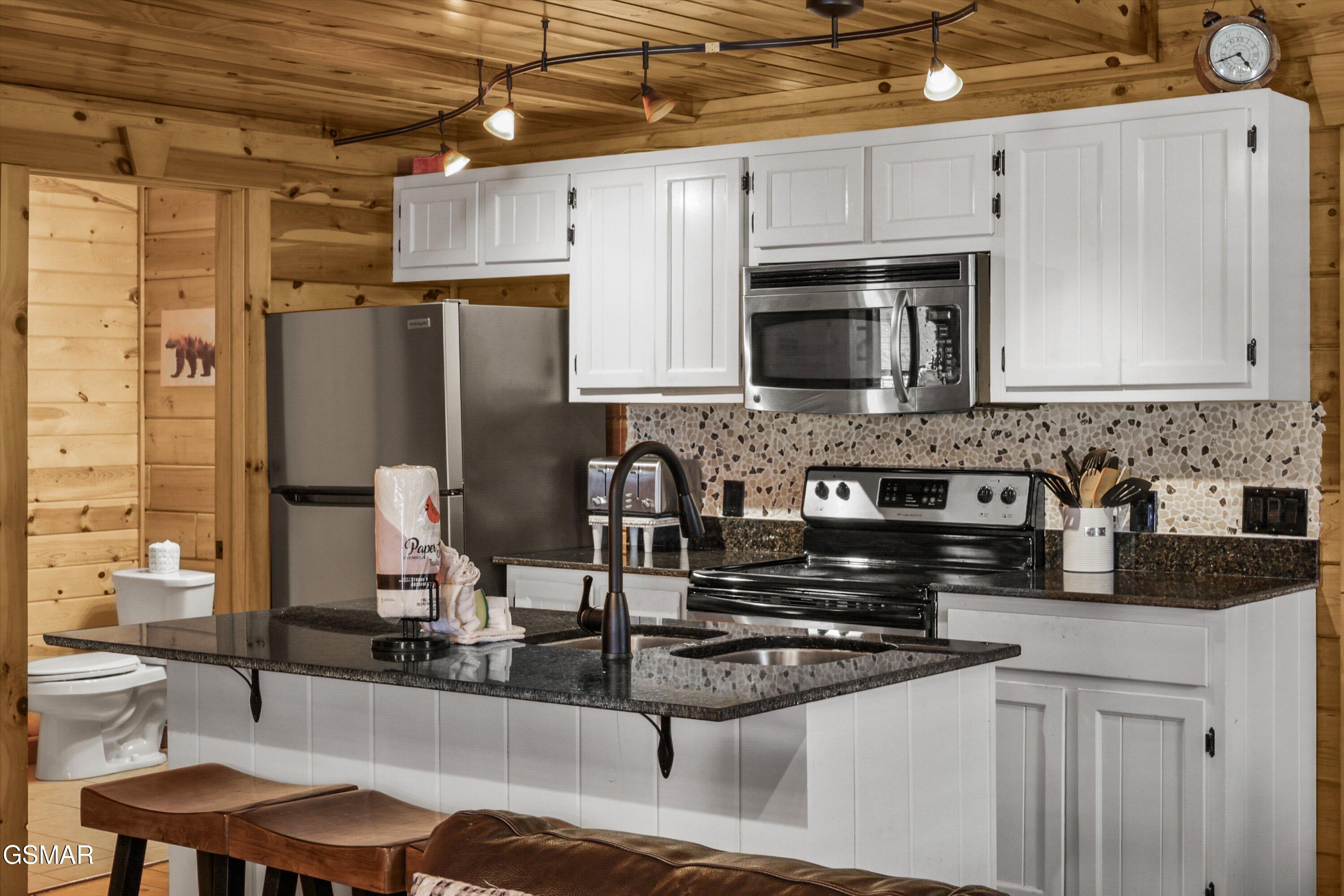 143 White Oak Resort Way Gatlinburg TN 37738