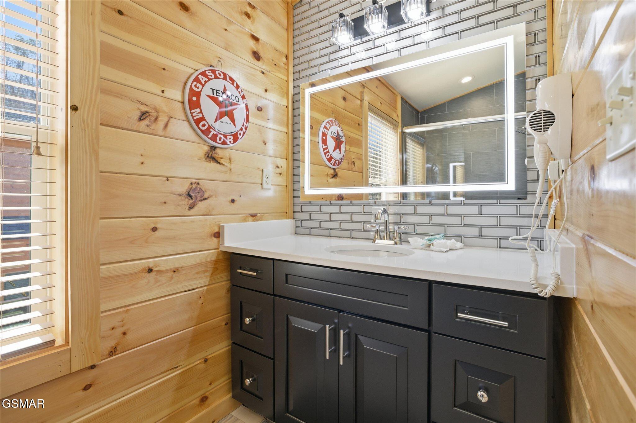 939 Pine Valley Way Sevierville TN 37862