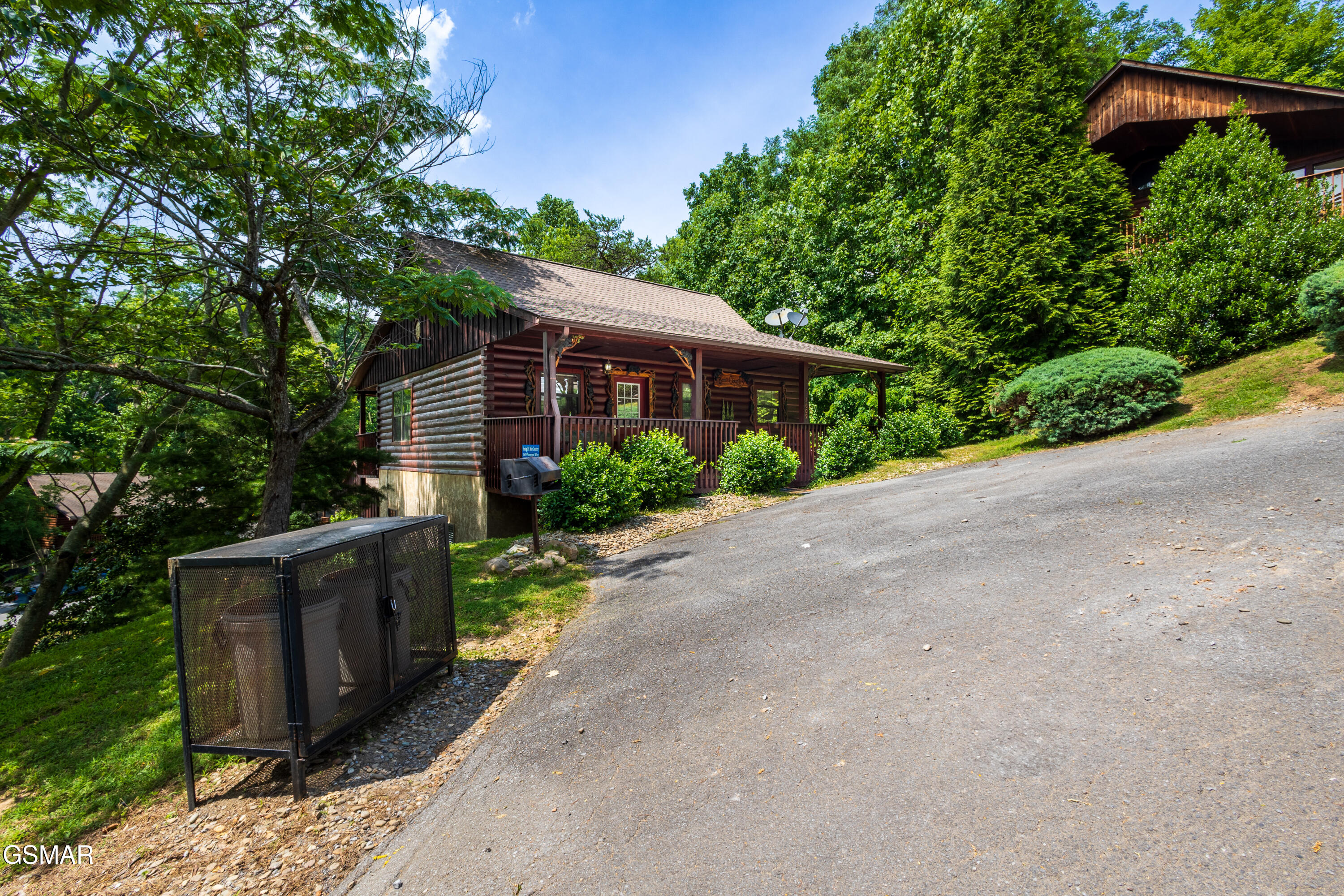 1609 Pinewood Way Sevierville TN 37862