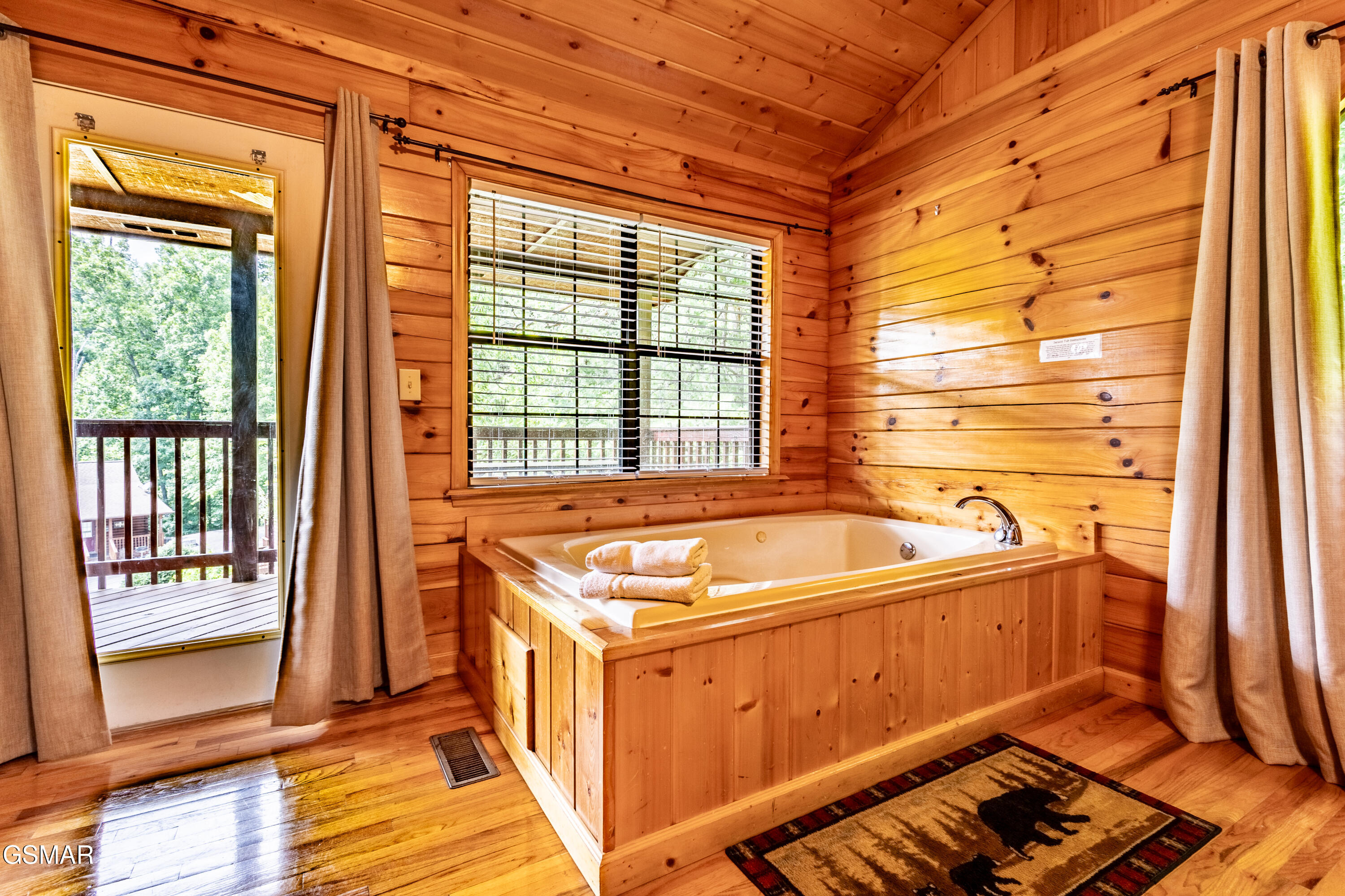 1609 Pinewood Way Sevierville TN 37862