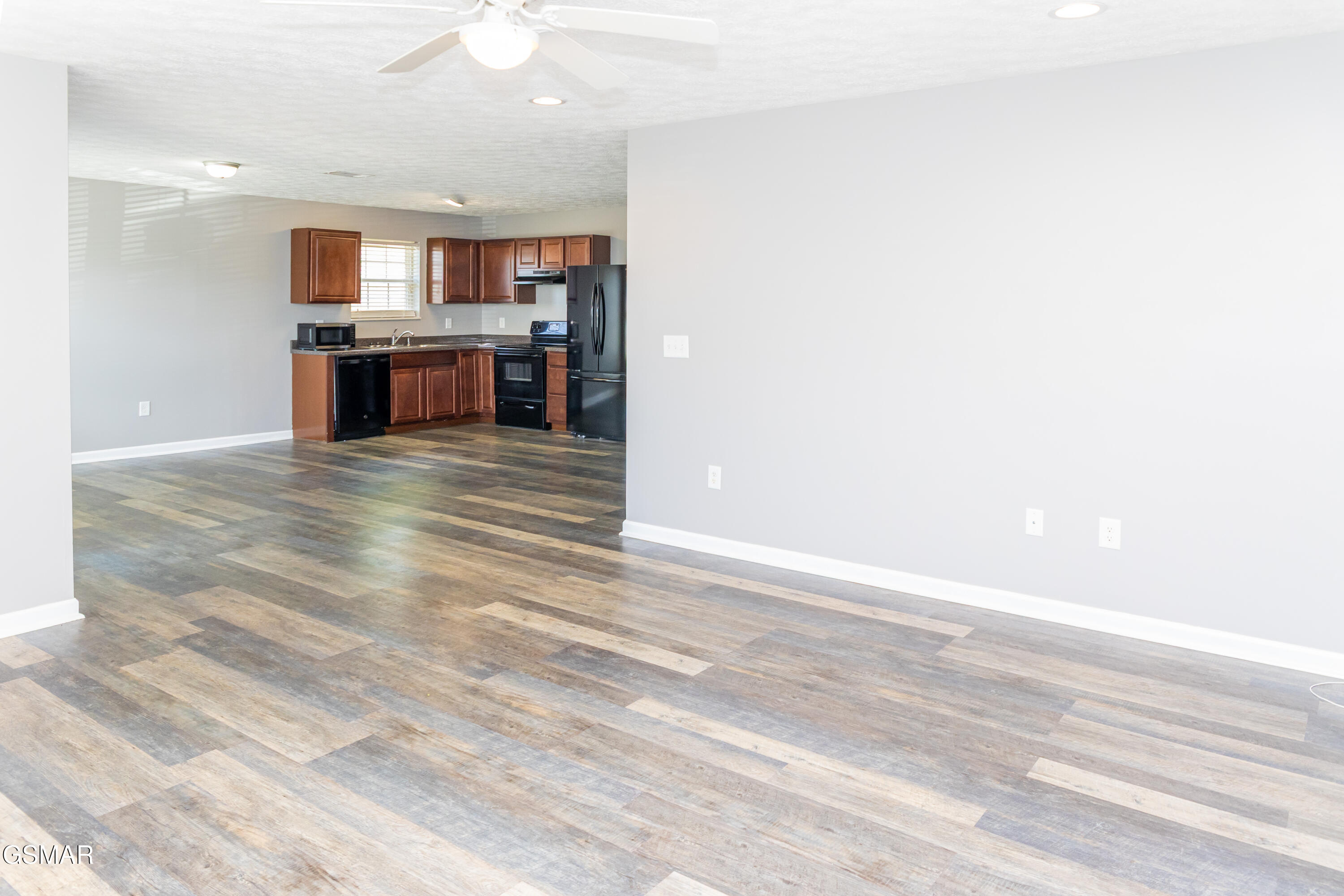 1909 Heather Lea Drive Sevierville TN 37876