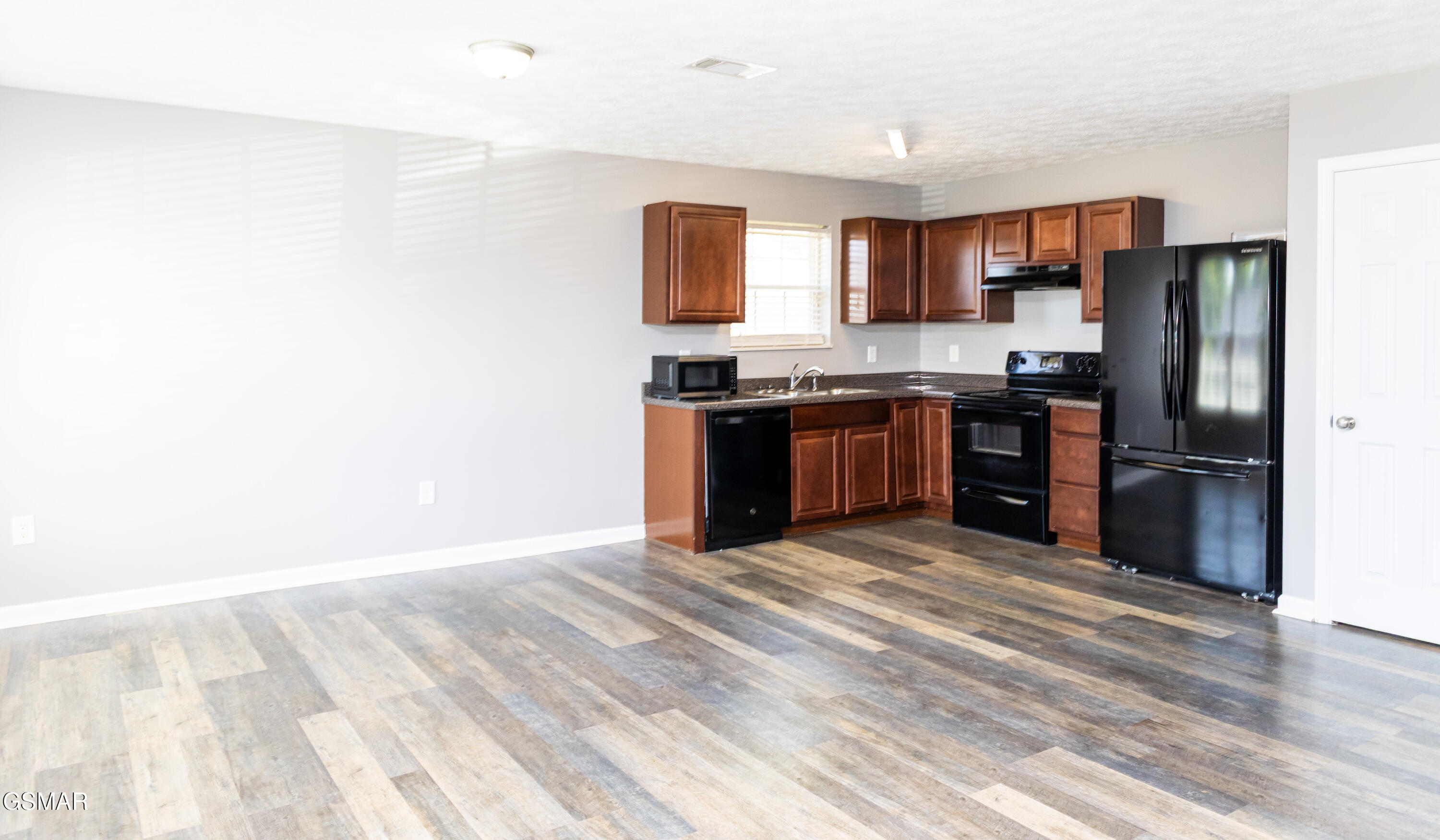 1909 Heather Lea Drive Sevierville TN 37876