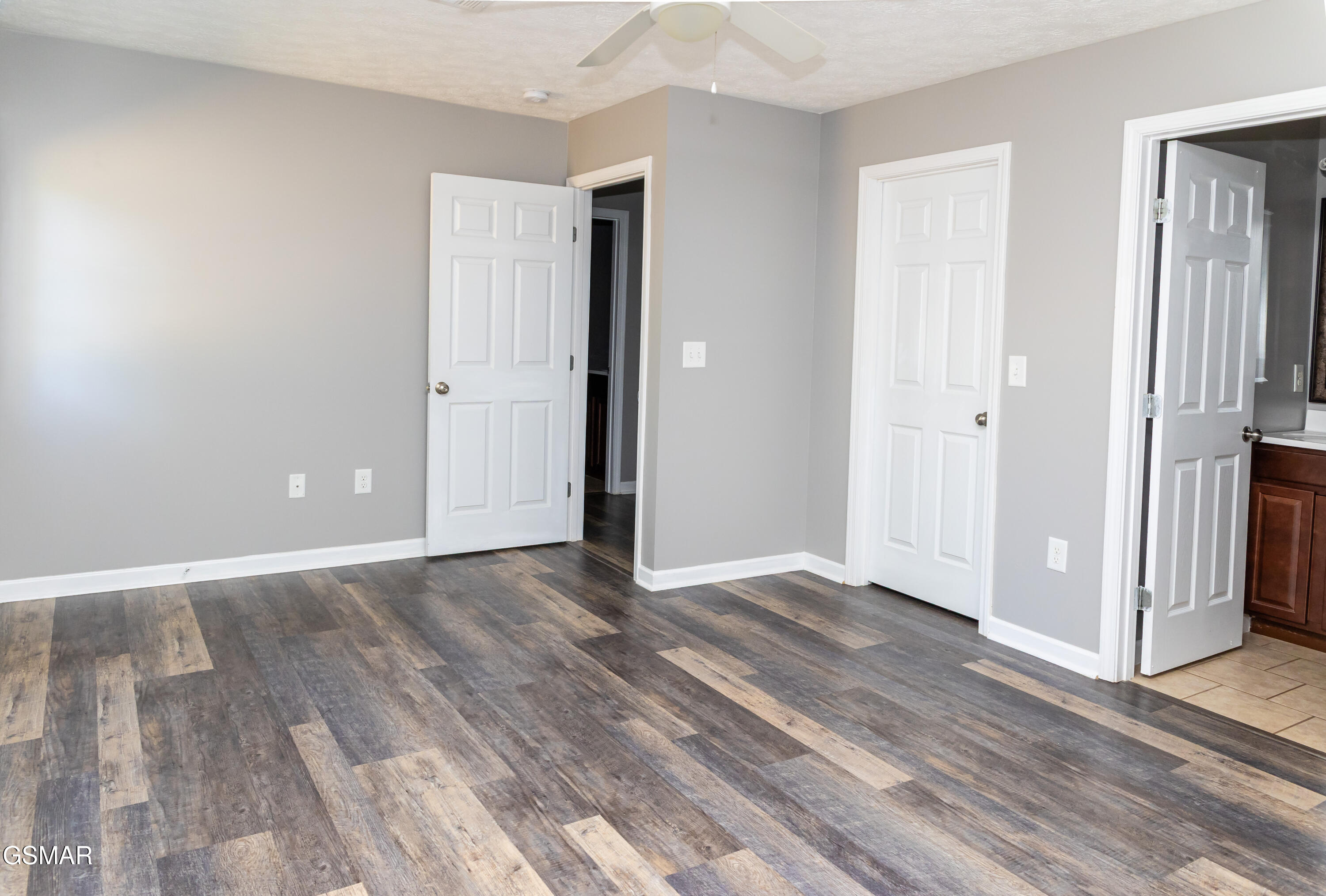 1909 Heather Lea Drive Sevierville TN 37876