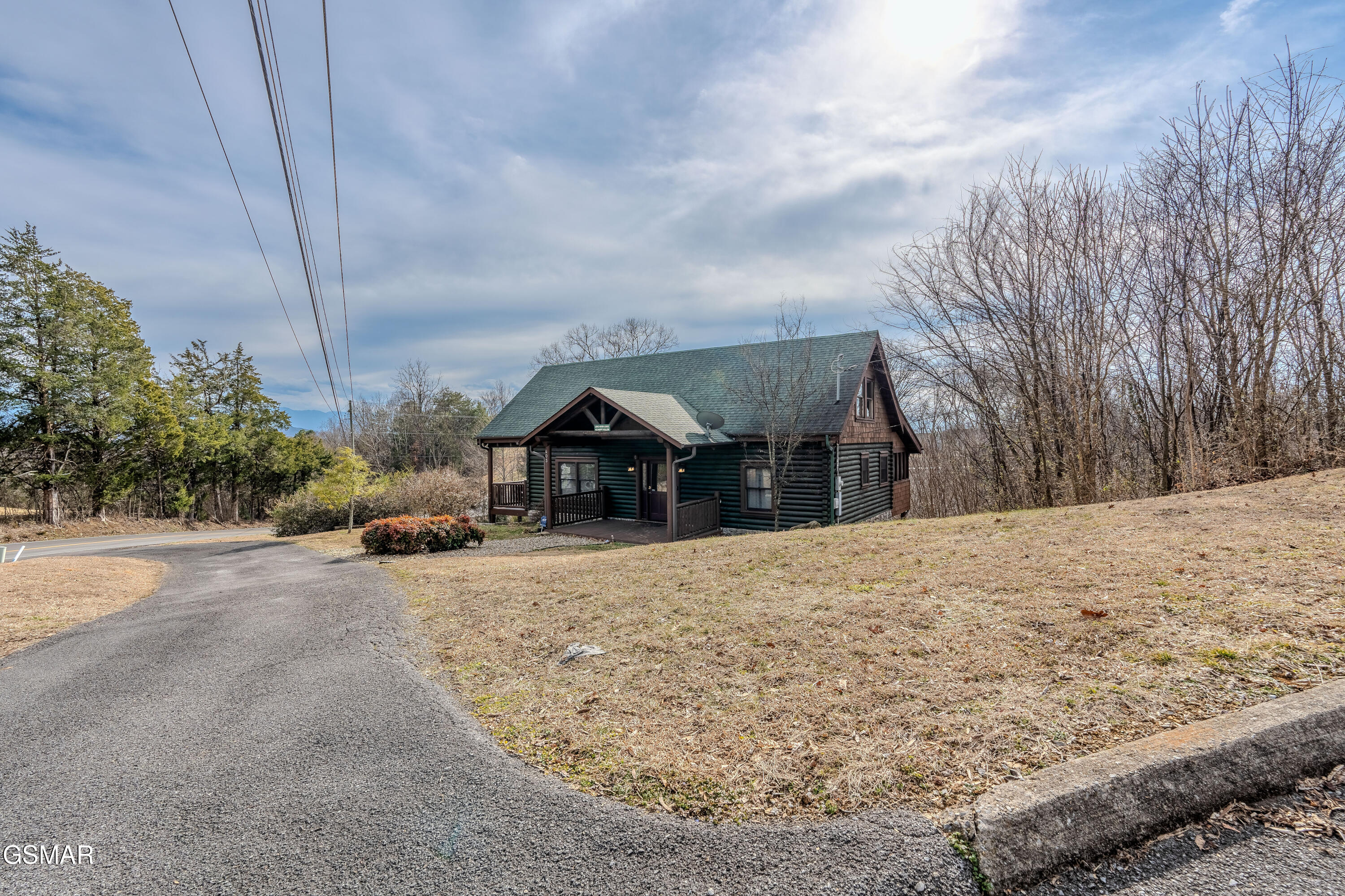 403 Happy Hollow Lane Sevierville TN 37876