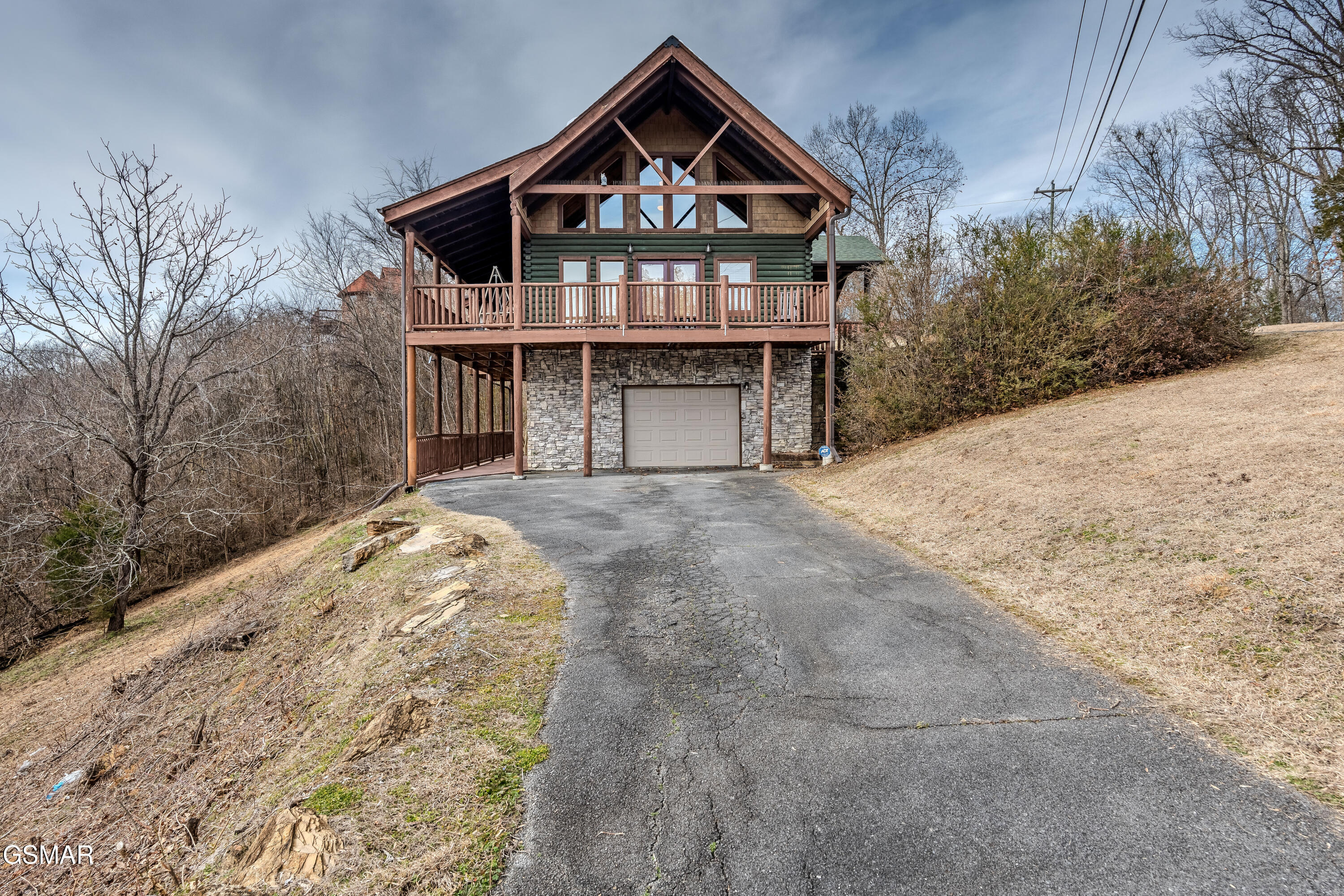 403 Happy Hollow Lane Sevierville TN 37876