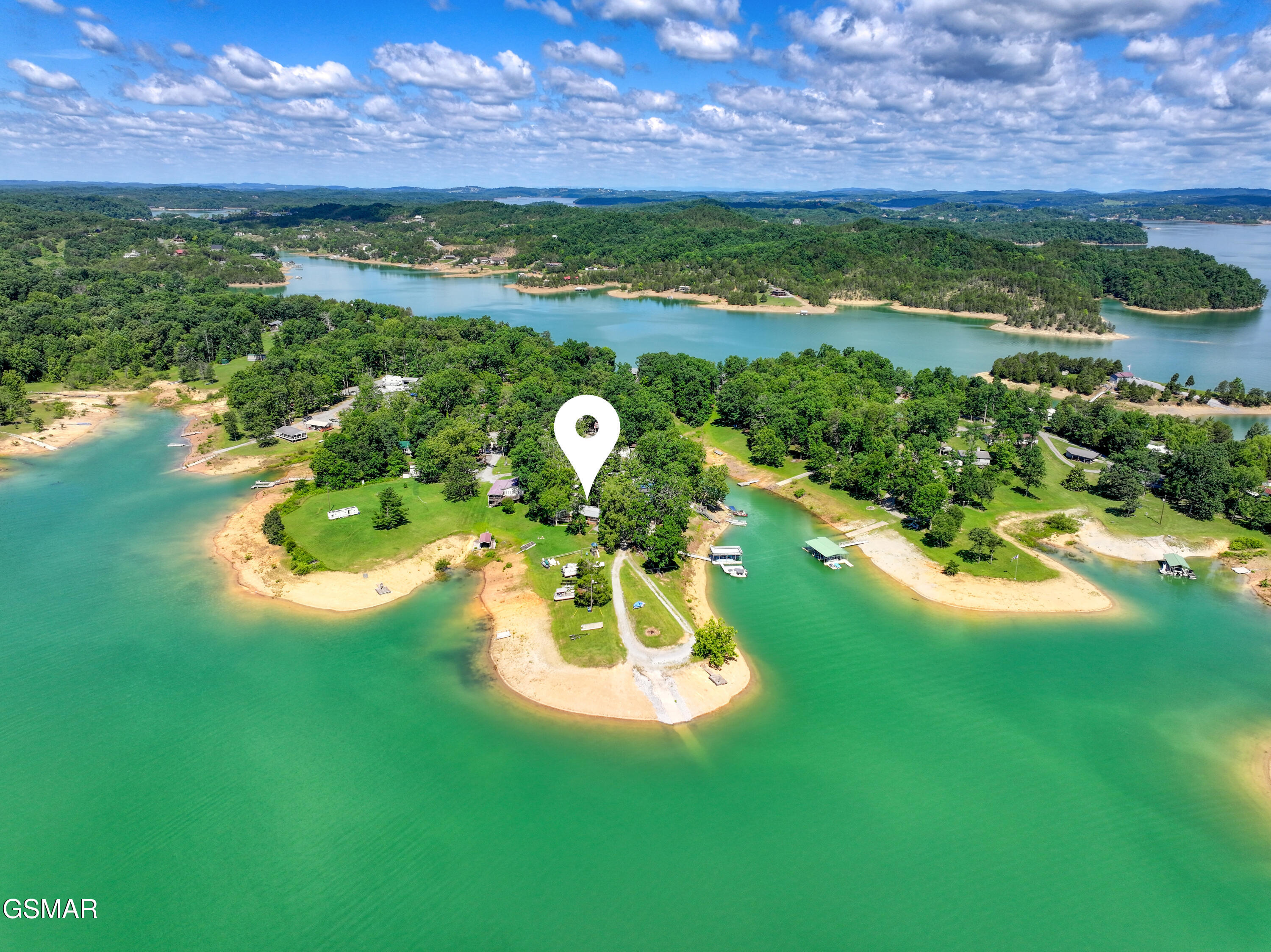 1239 Fishermans Way Sevierville TN 37876