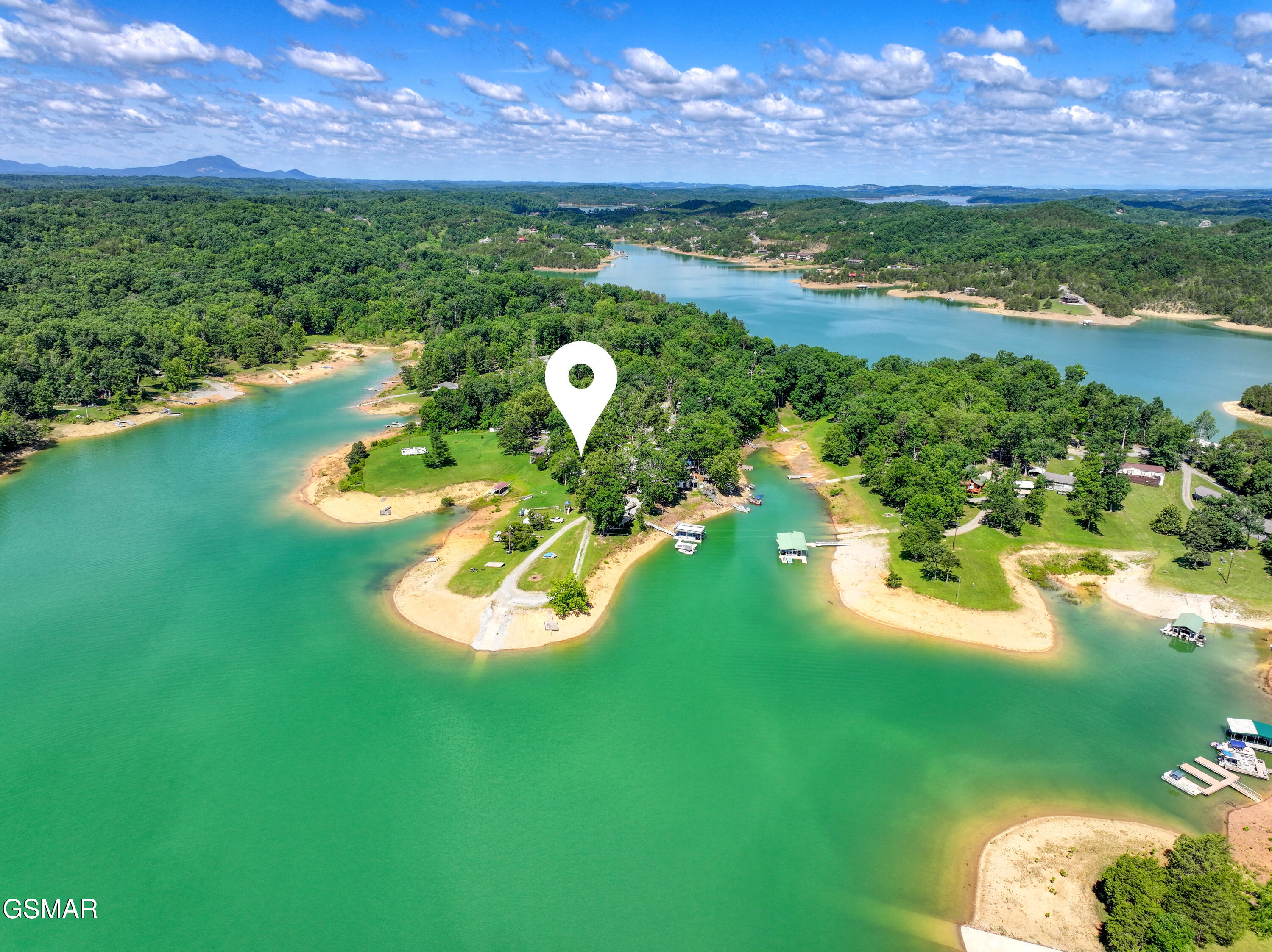 1239 Fishermans Way Sevierville TN 37876
