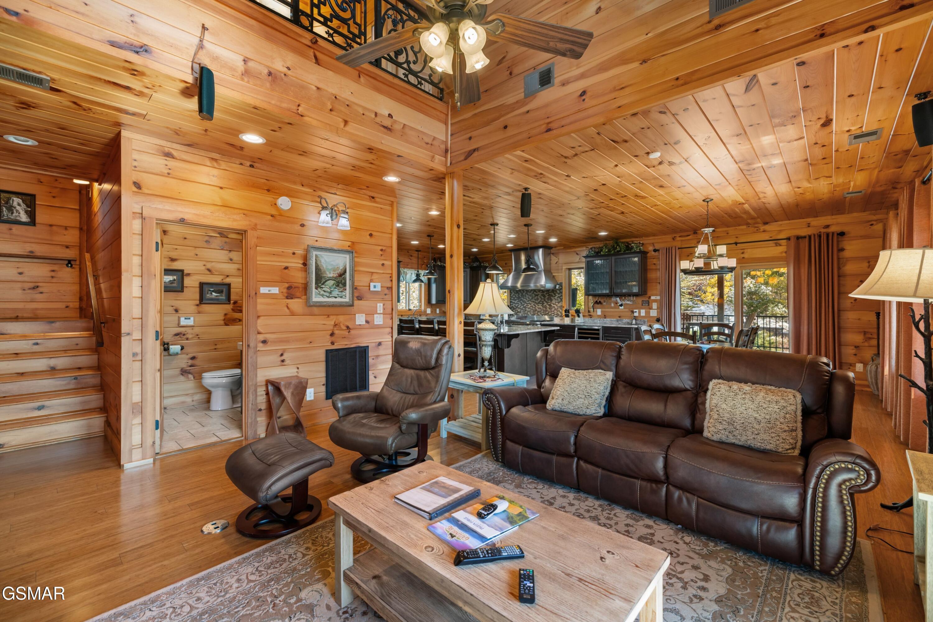 4320 Firefly View Way Gatlinburg TN 37738
