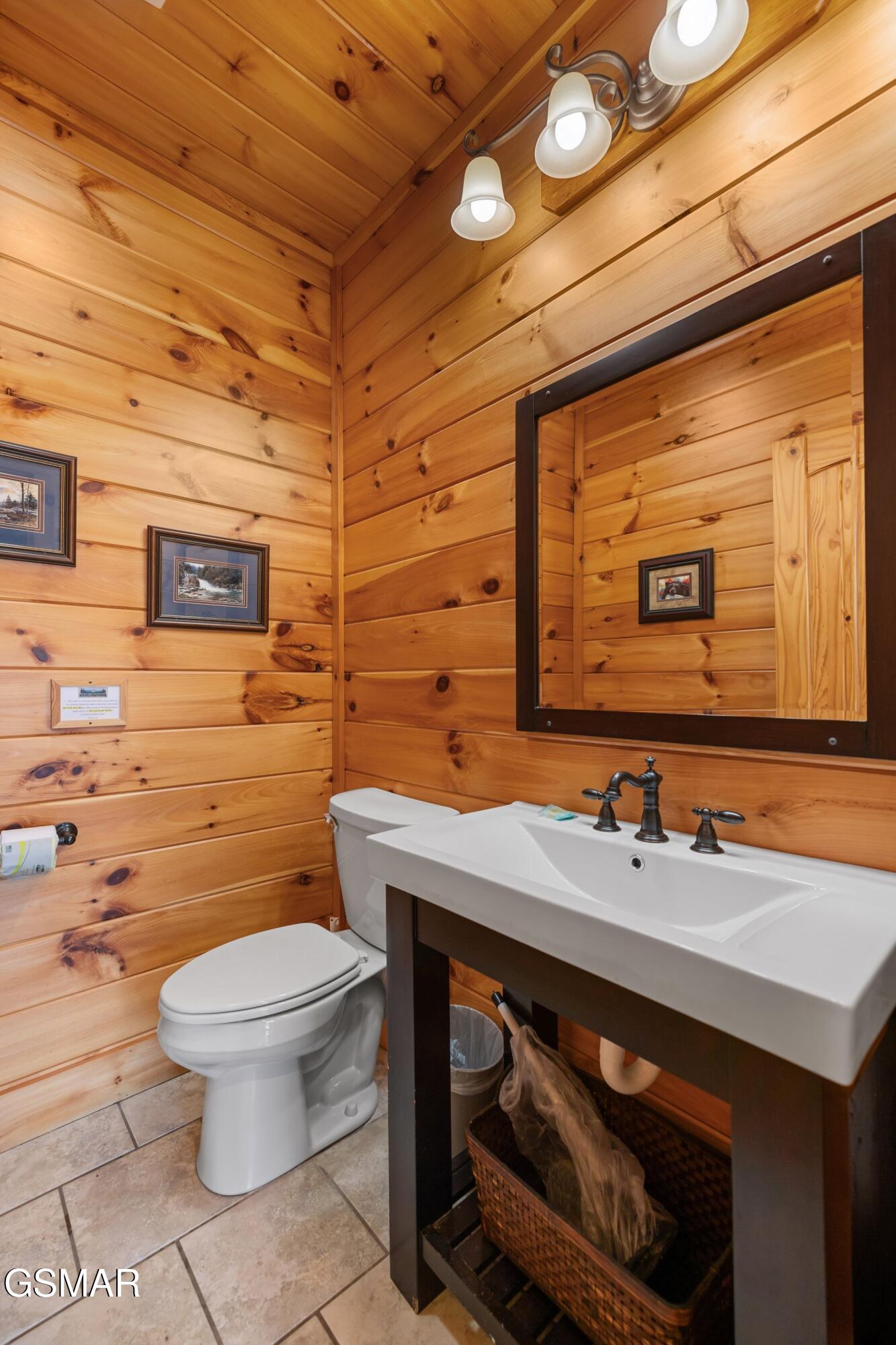 4320 Firefly View Way Gatlinburg TN 37738
