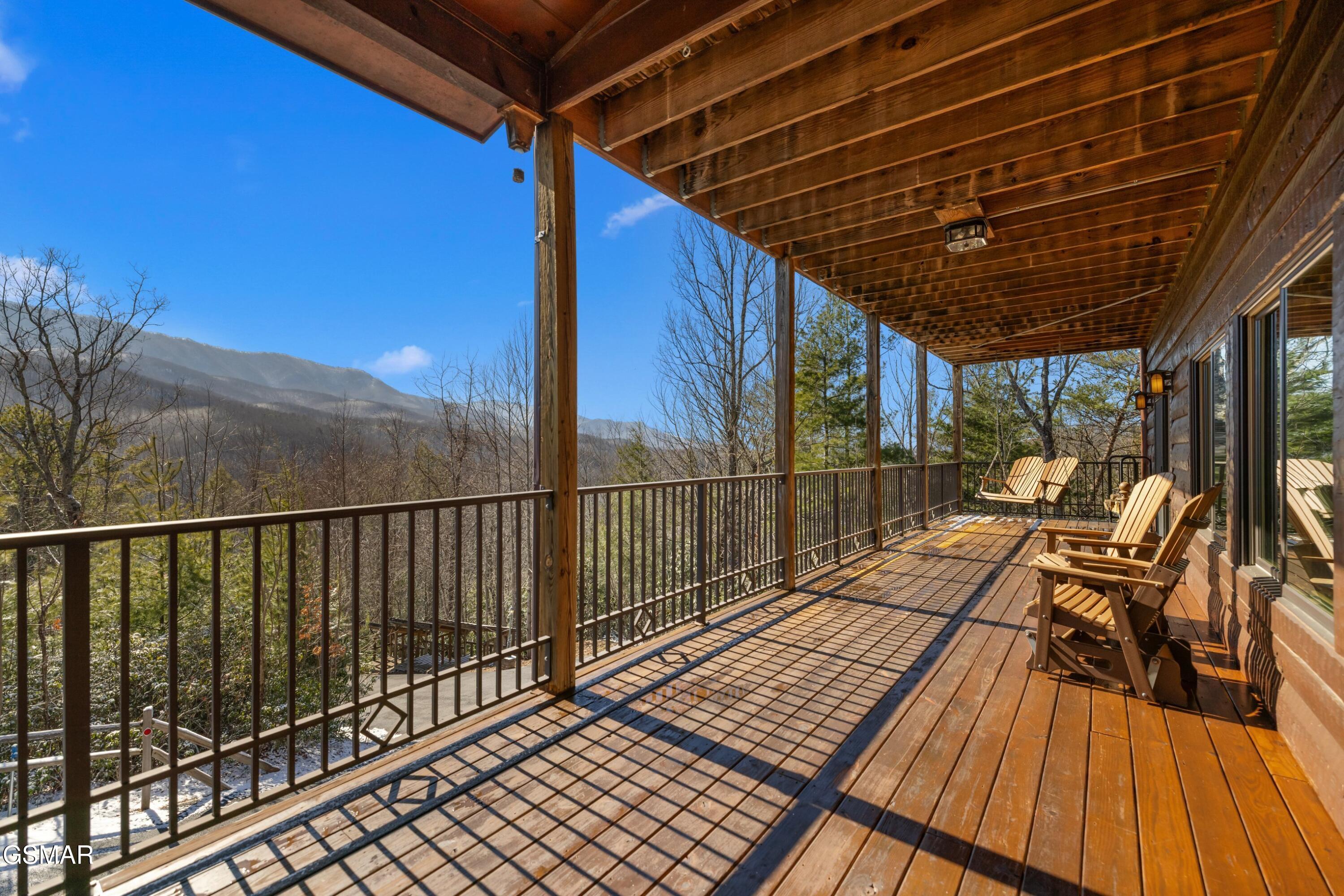 4320 Firefly View Way Gatlinburg TN 37738