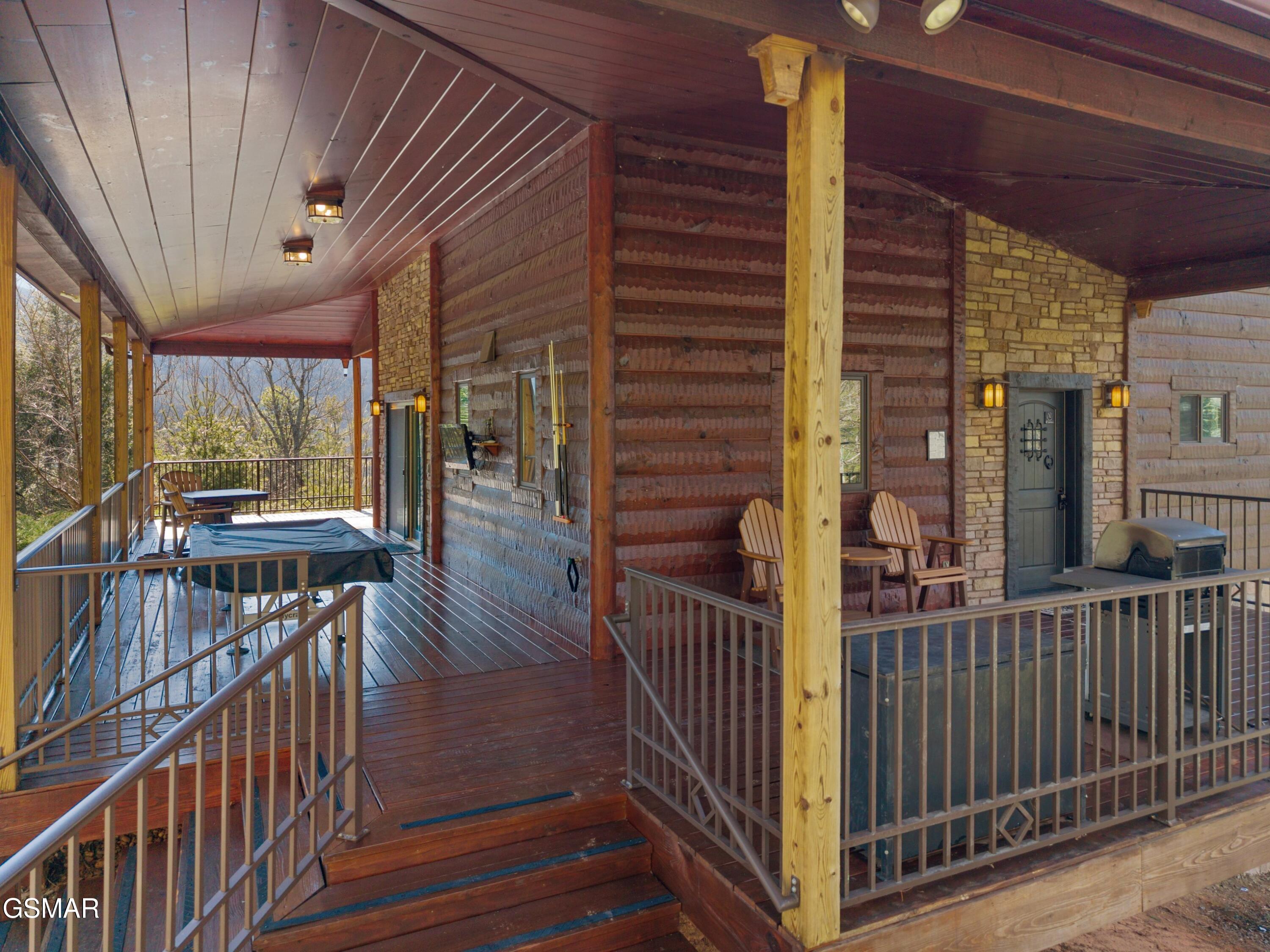 4320 Firefly View Way Gatlinburg TN 37738