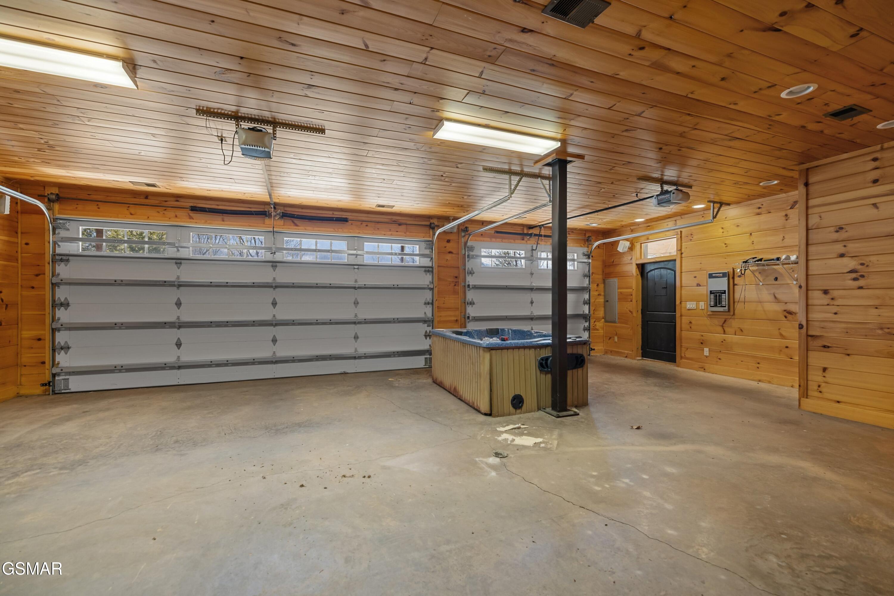 4320 Firefly View Way Gatlinburg TN 37738