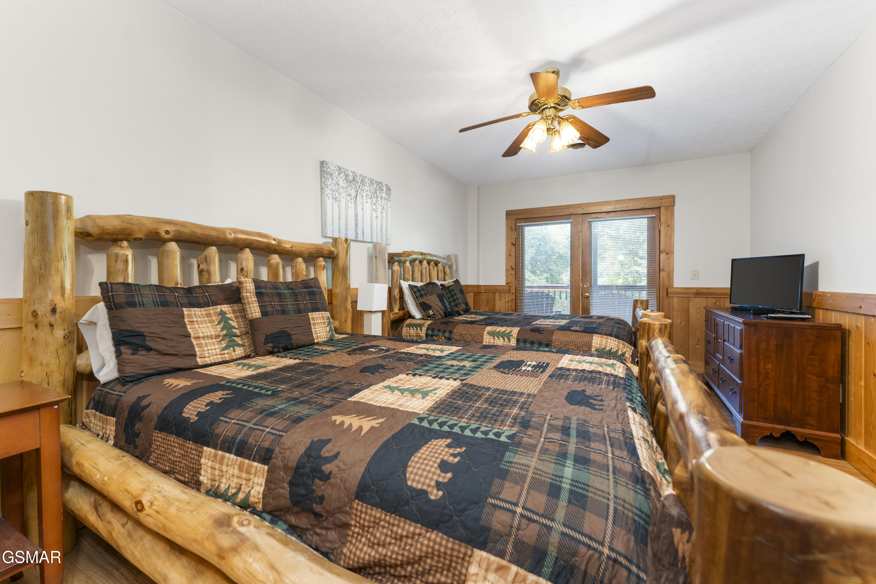 1251 Bear Cub Way Gatlinburg TN 37738