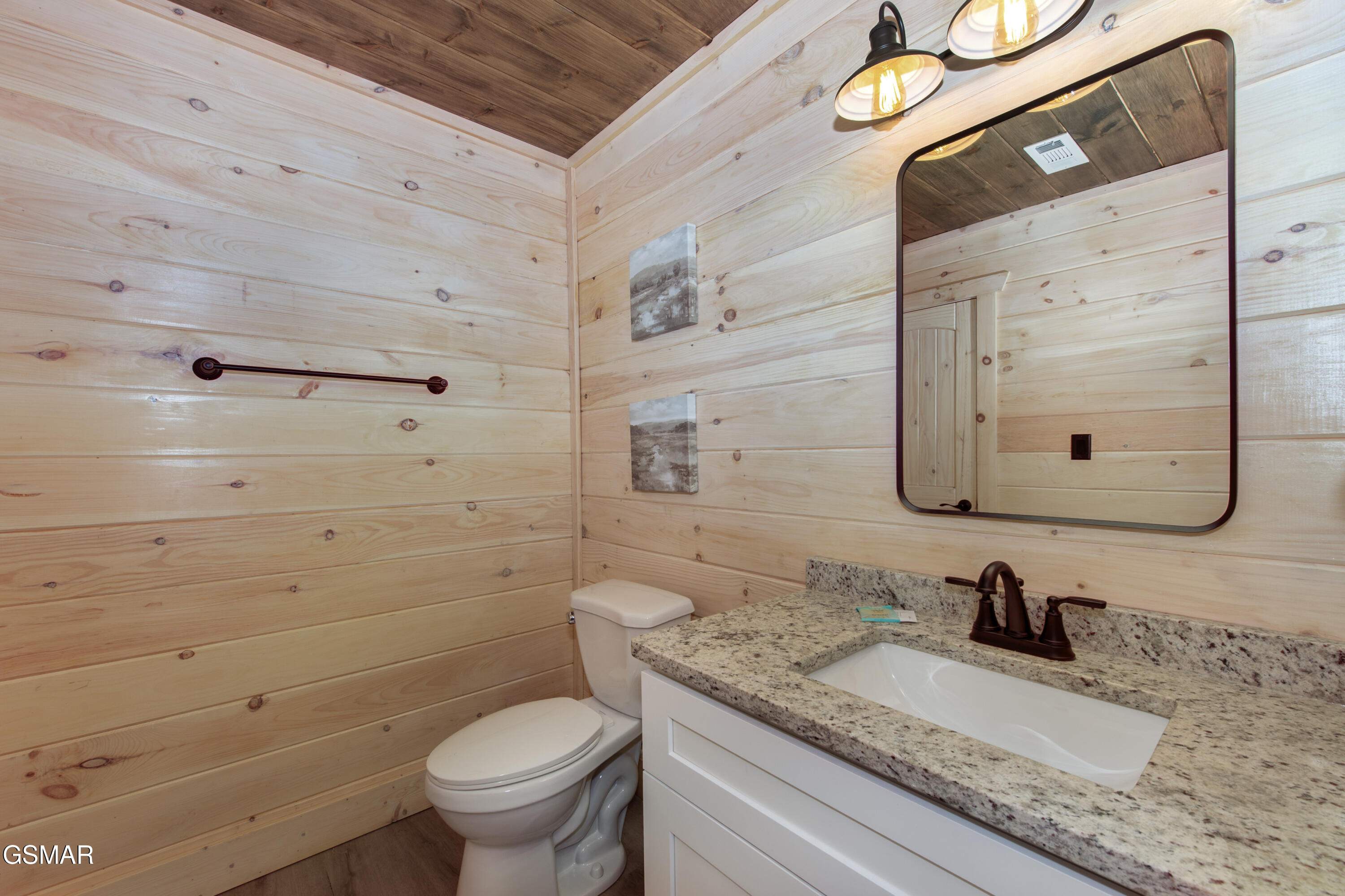 1717 Summit View Way Pigeon Forge TN 37862