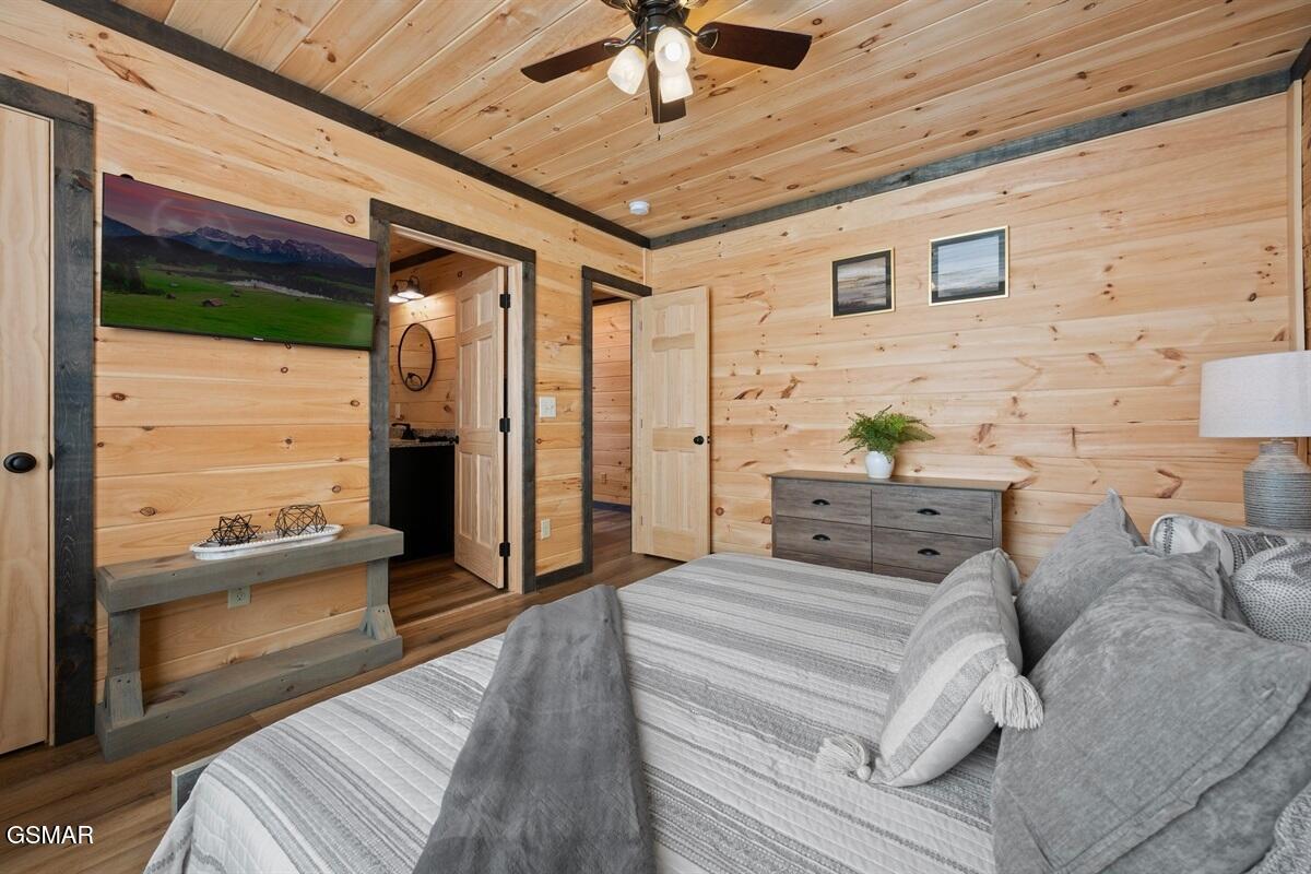 2304 Wingspan Drive Sevierville TN 37876