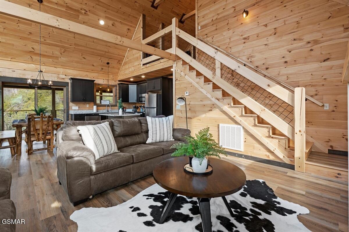 2304 Wingspan Drive Sevierville TN 37876