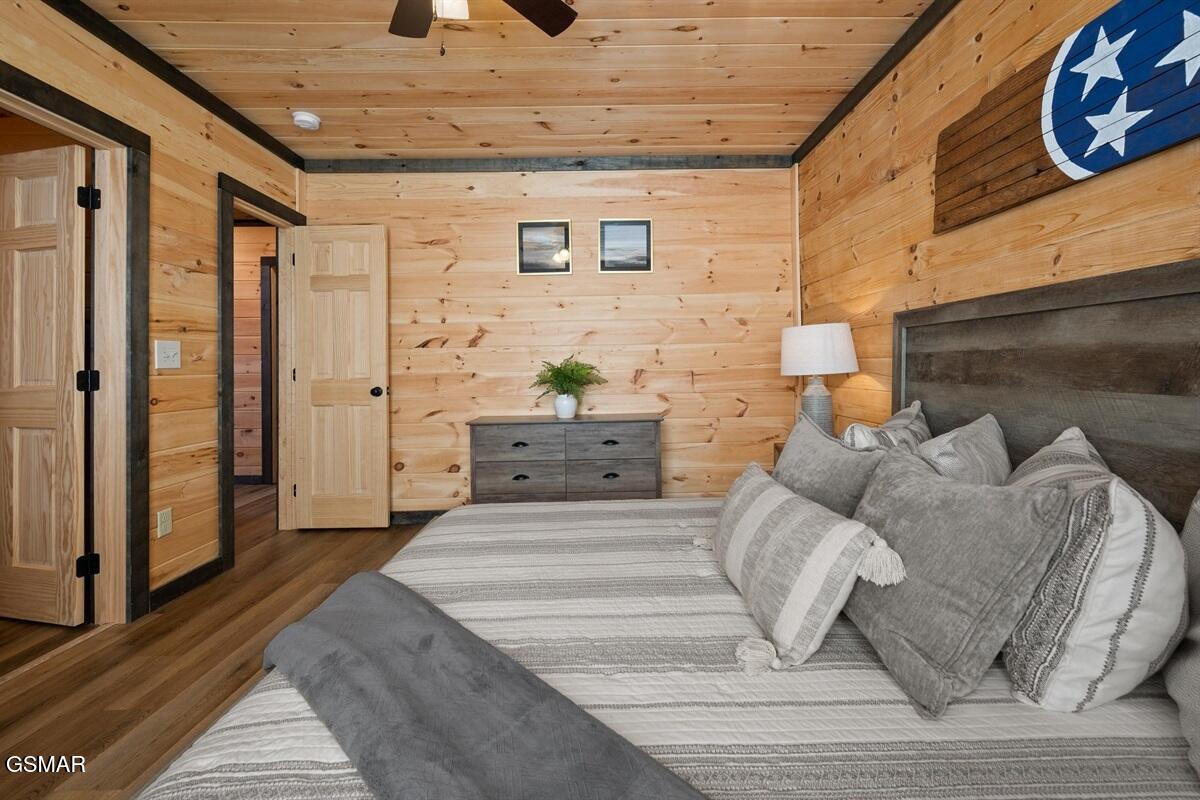 2304 Wingspan Drive Sevierville TN 37876
