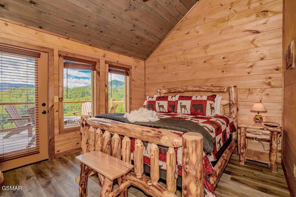 859 Sourwood Drive Gatlinburg TN 37738