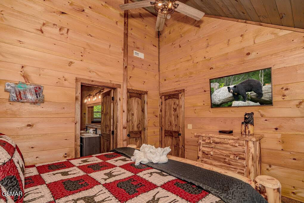 859 Sourwood Drive Gatlinburg TN 37738