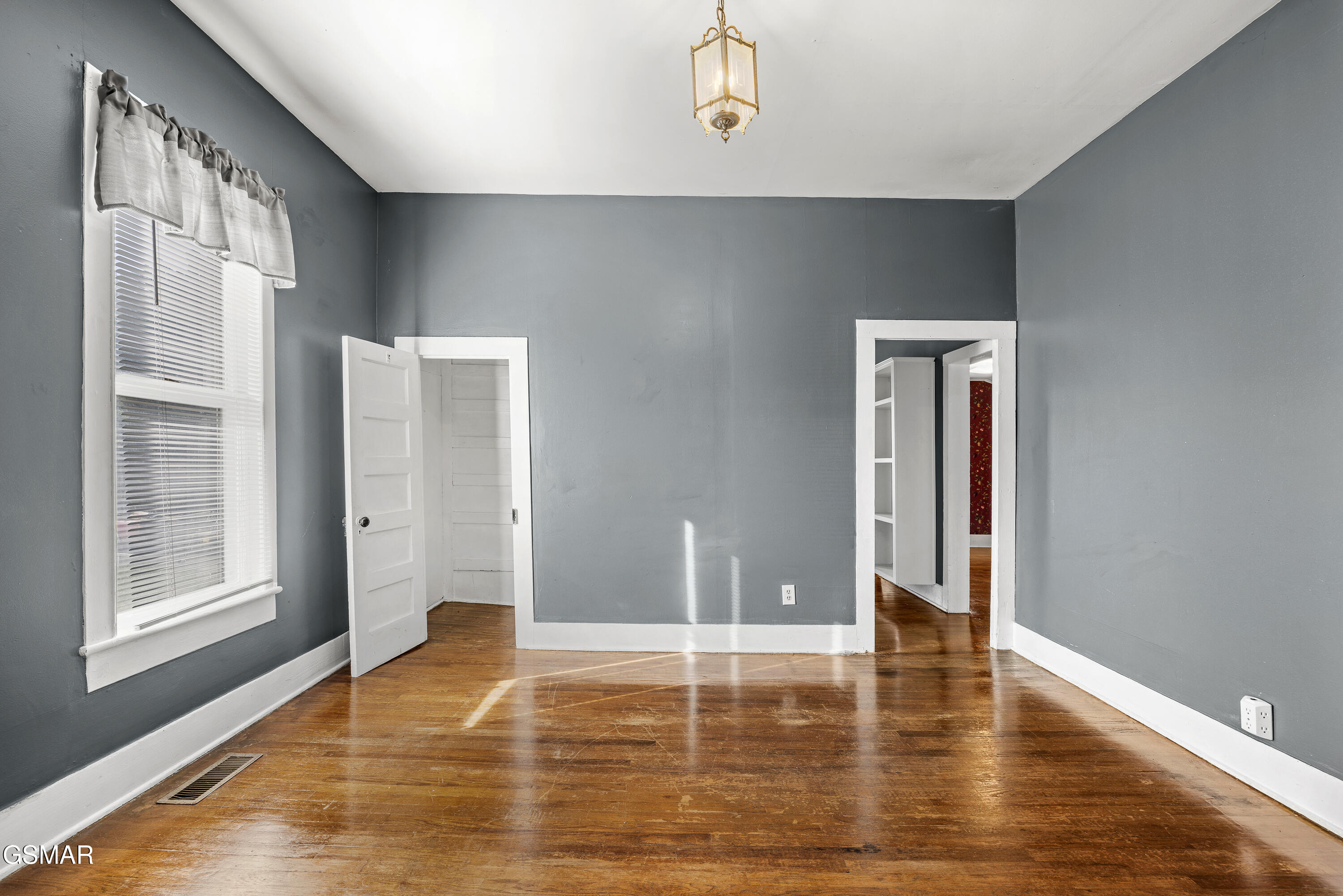 1819 Walnut Street White Pine TN 37890