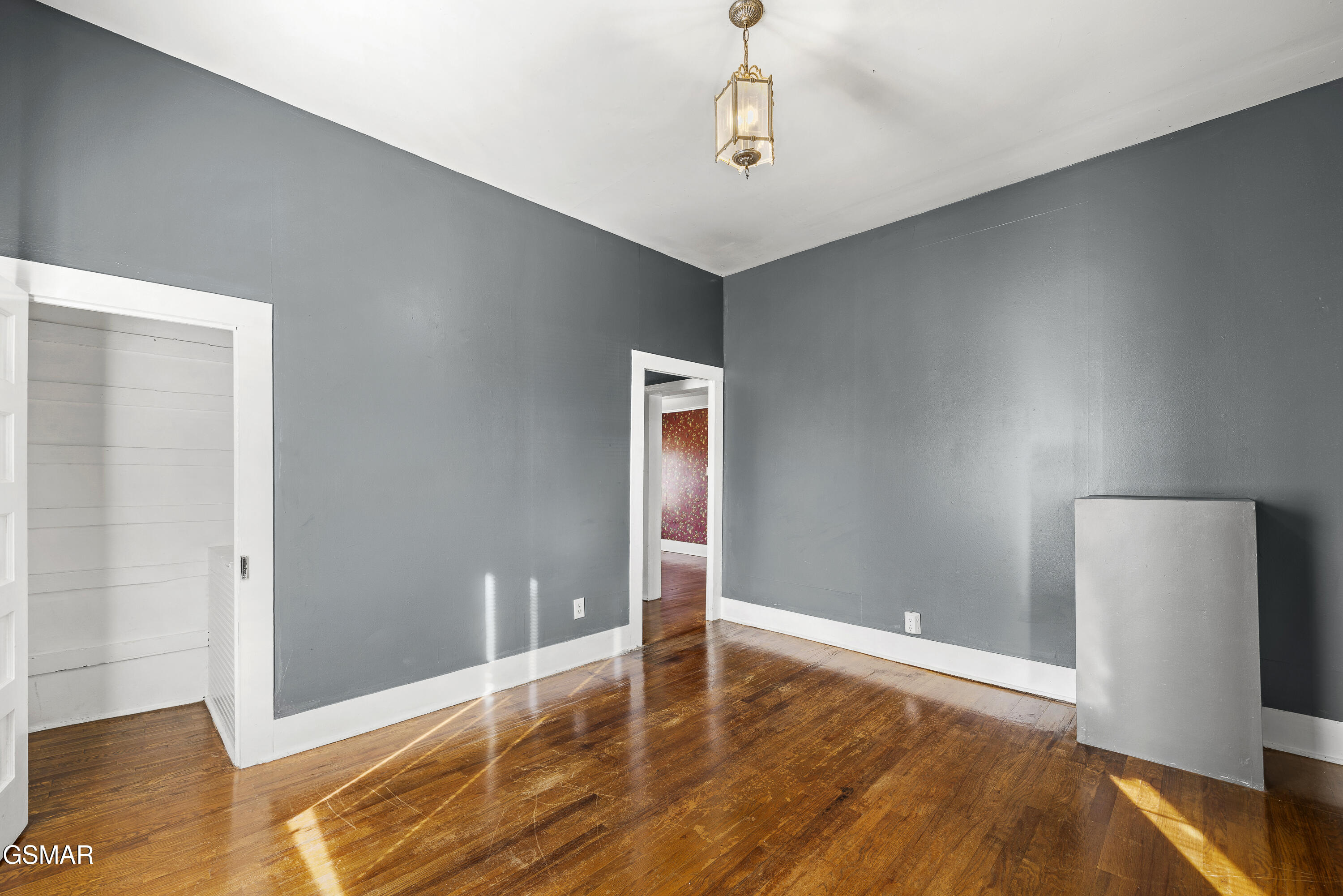 1819 Walnut Street White Pine TN 37890