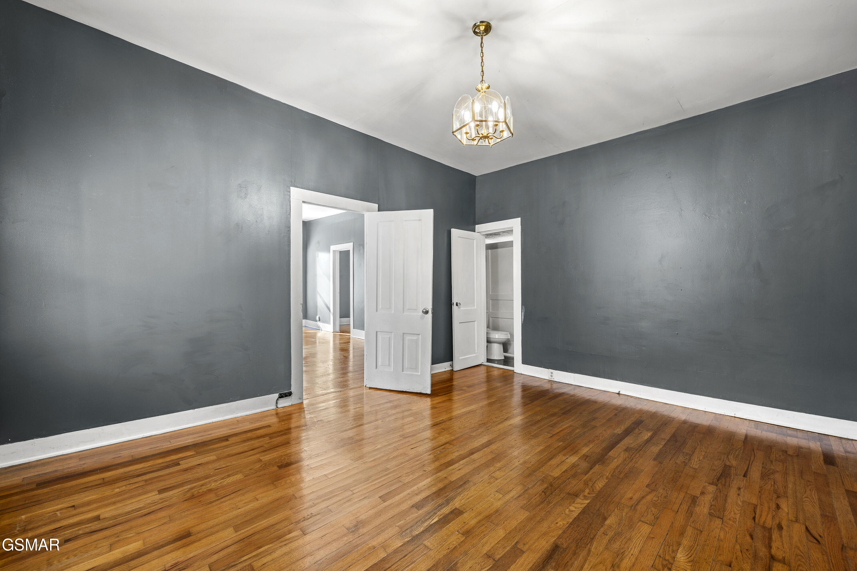 1819 Walnut Street White Pine TN 37890
