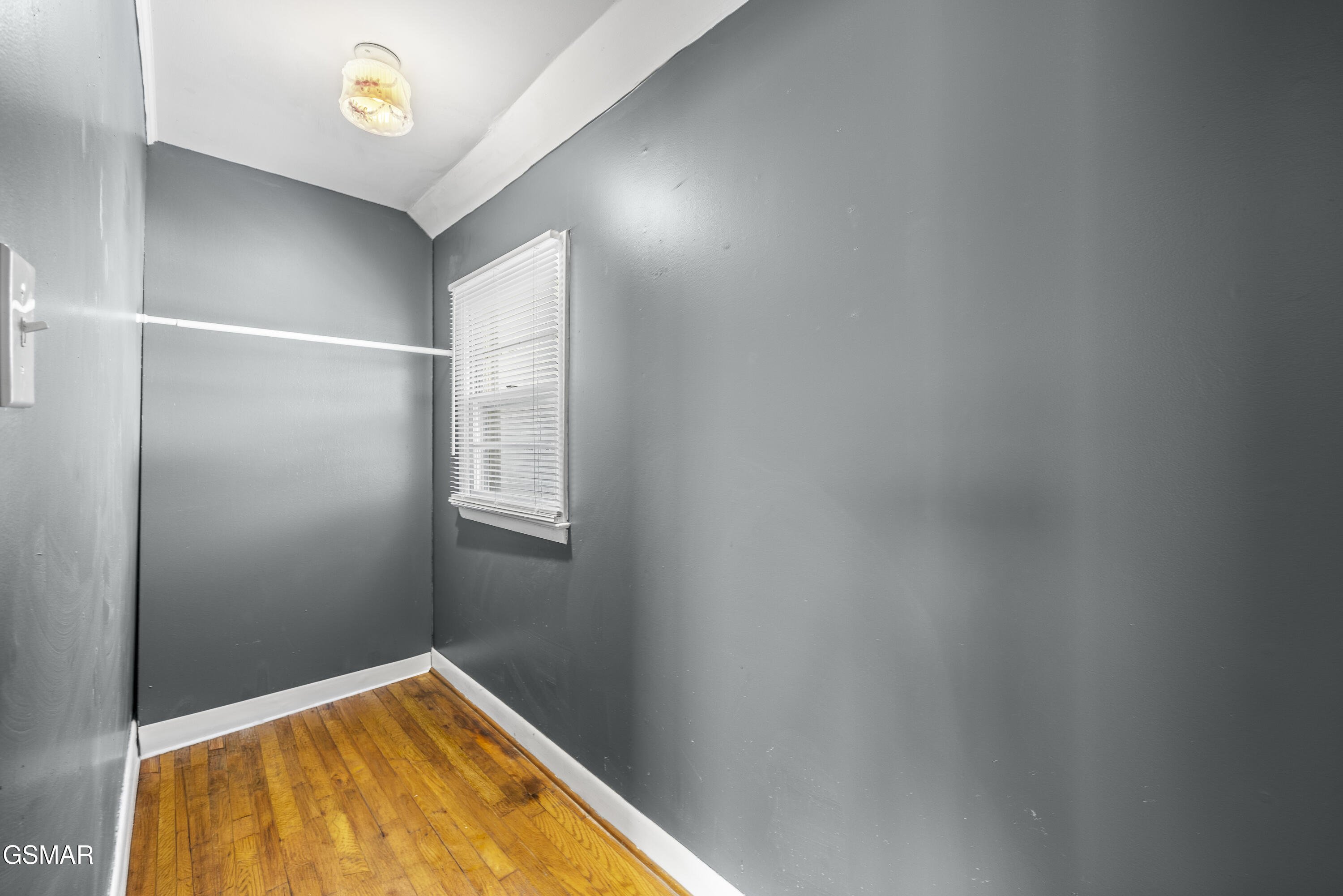 1819 Walnut Street White Pine TN 37890