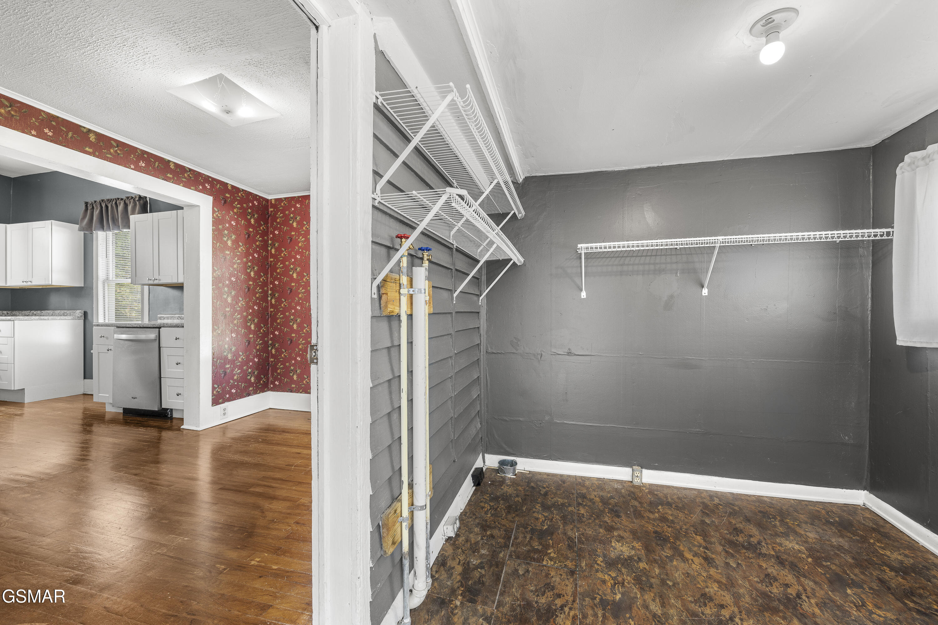 1819 Walnut Street White Pine TN 37890