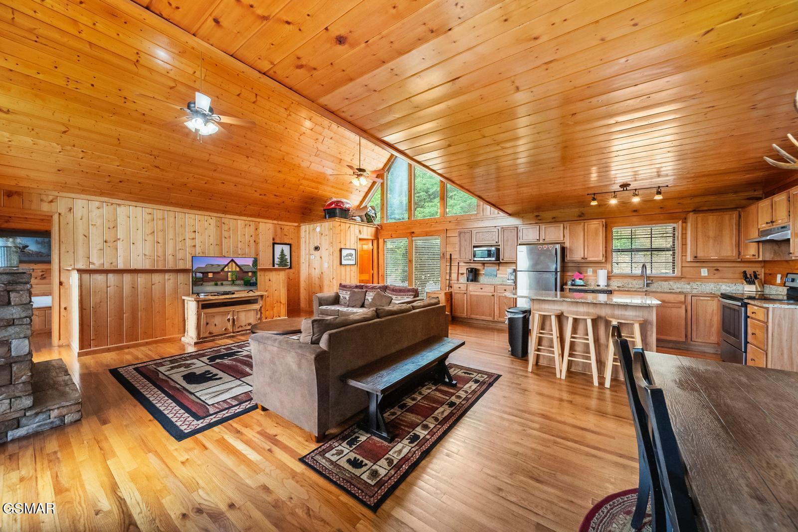 1644 Pinewood Way Sevierville TN 37862
