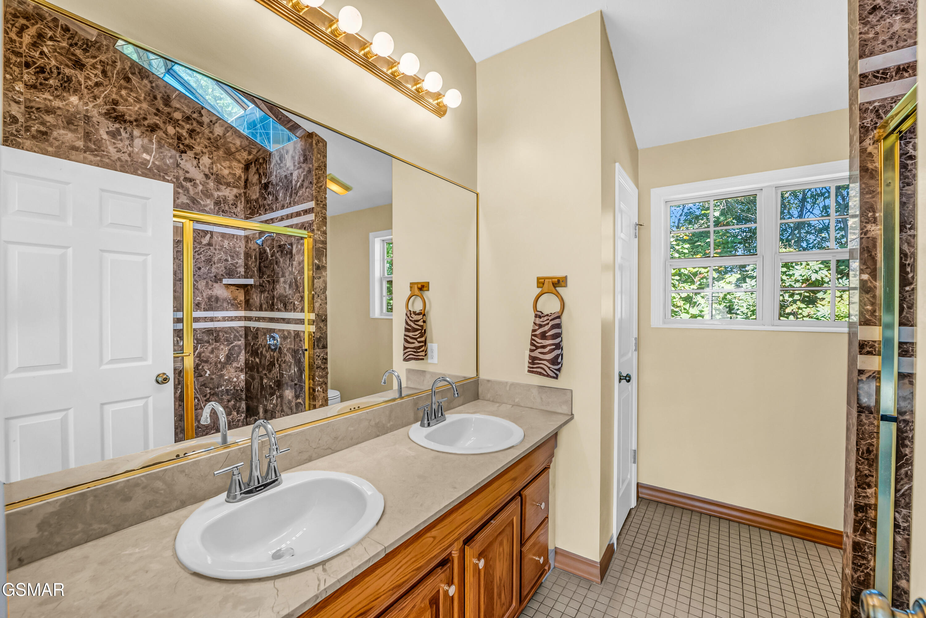 4701 Skyline Drive Knoxville TN 37914