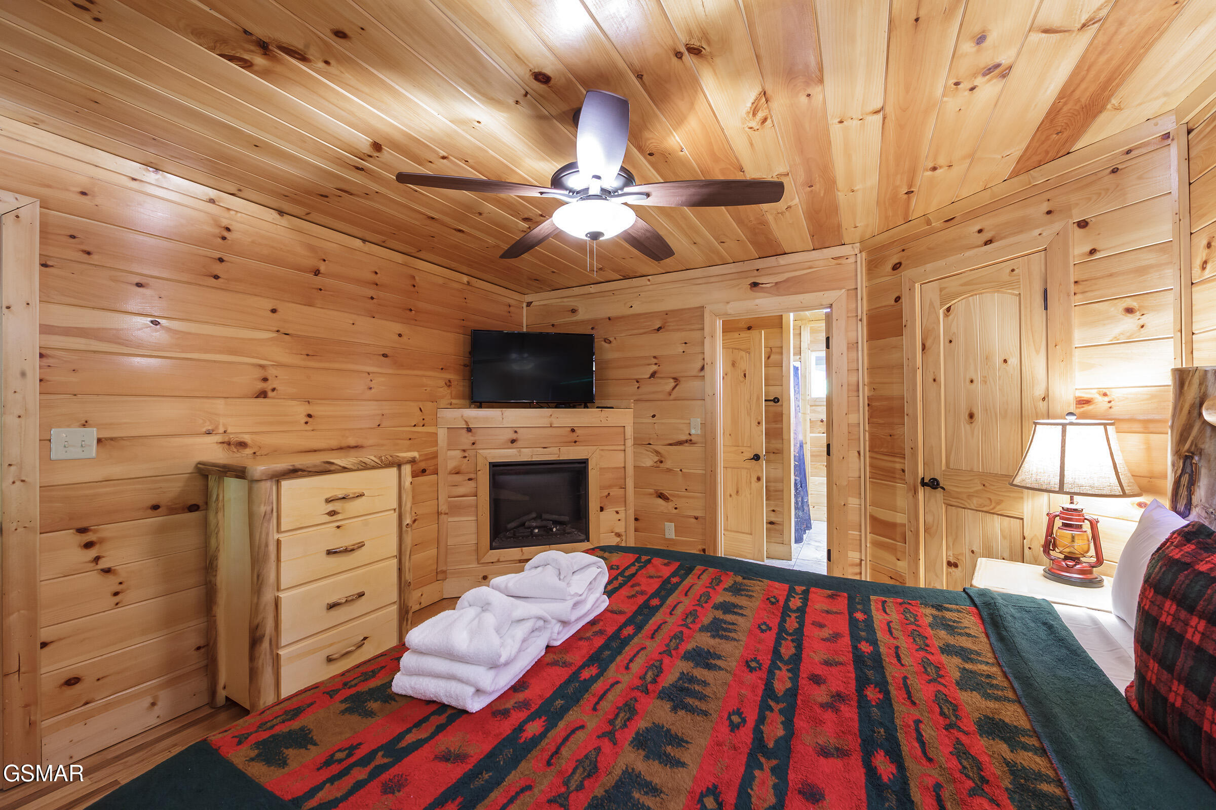 714 Mountain Stream Way Gatlinburg TN 37738