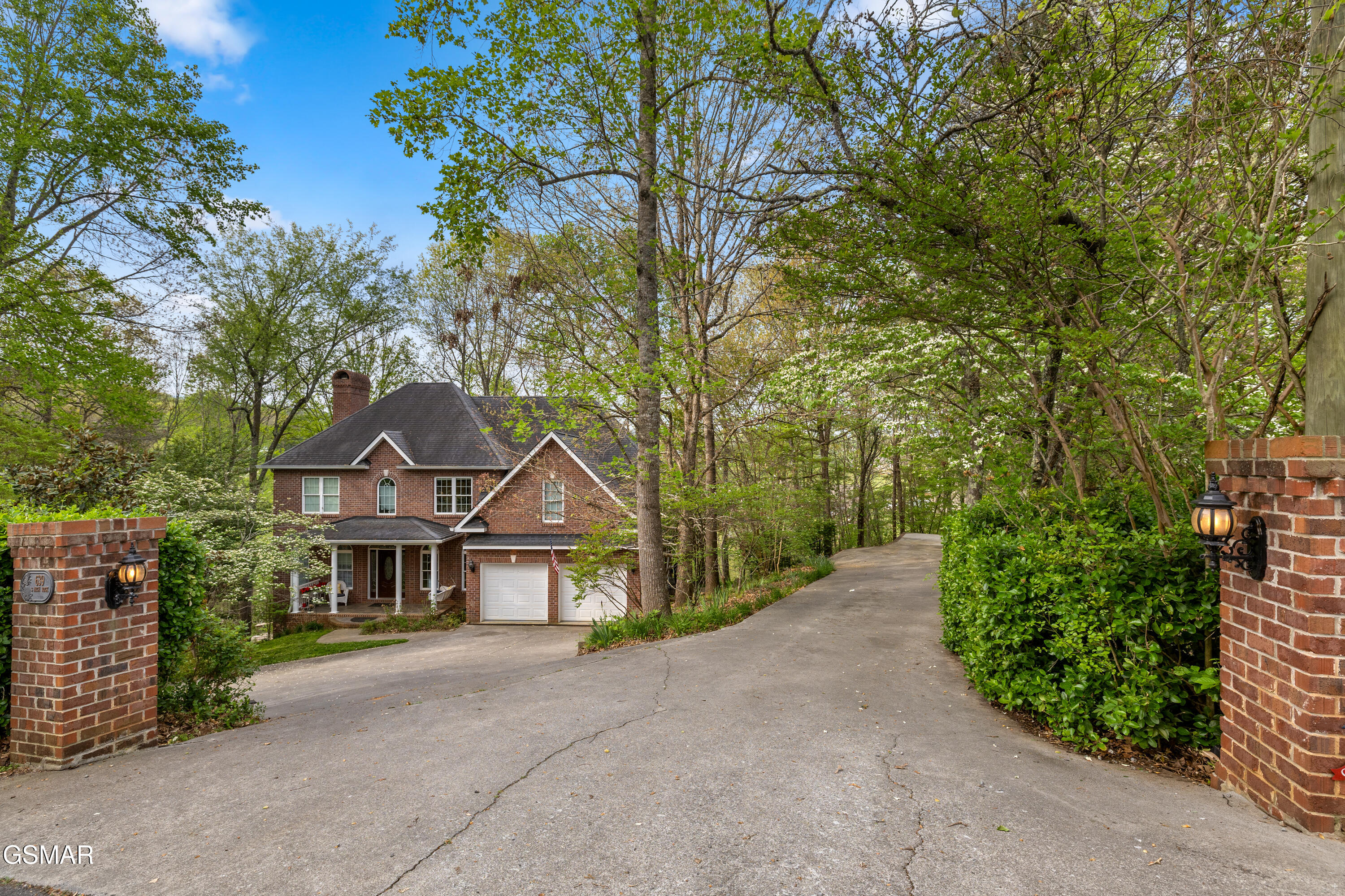 639 S Arch Rock Drive Sevierville TN 37876