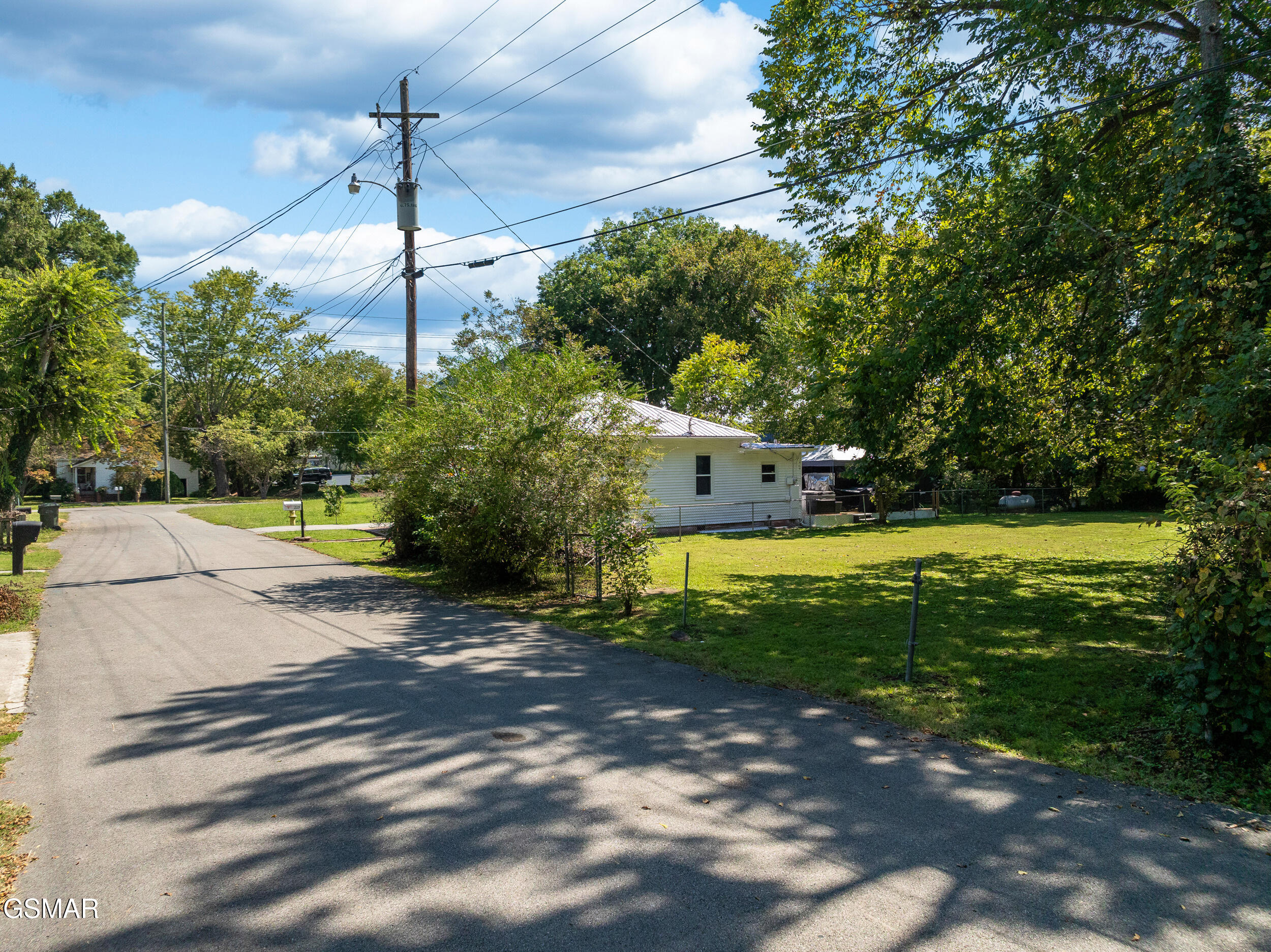 226 E Main Street Sevierville TN 37862