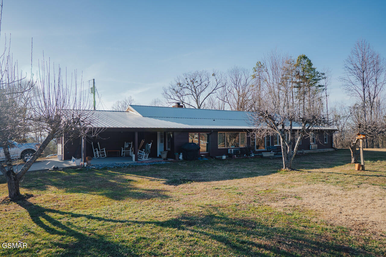 3521 James Phillips Way Sevierville TN 37876