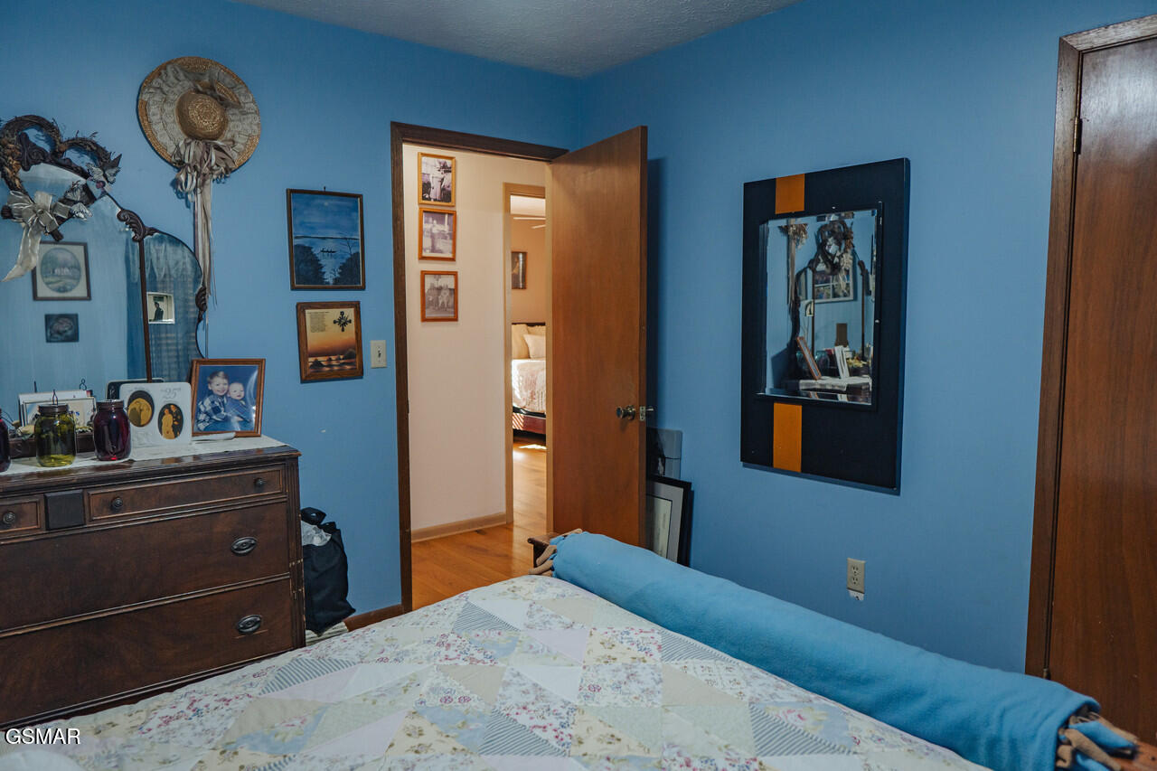 3521 James Phillips Way Sevierville TN 37876