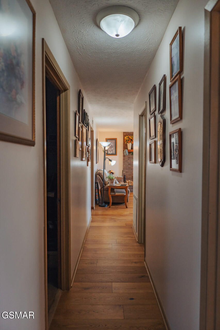 3521 James Phillips Way Sevierville TN 37876