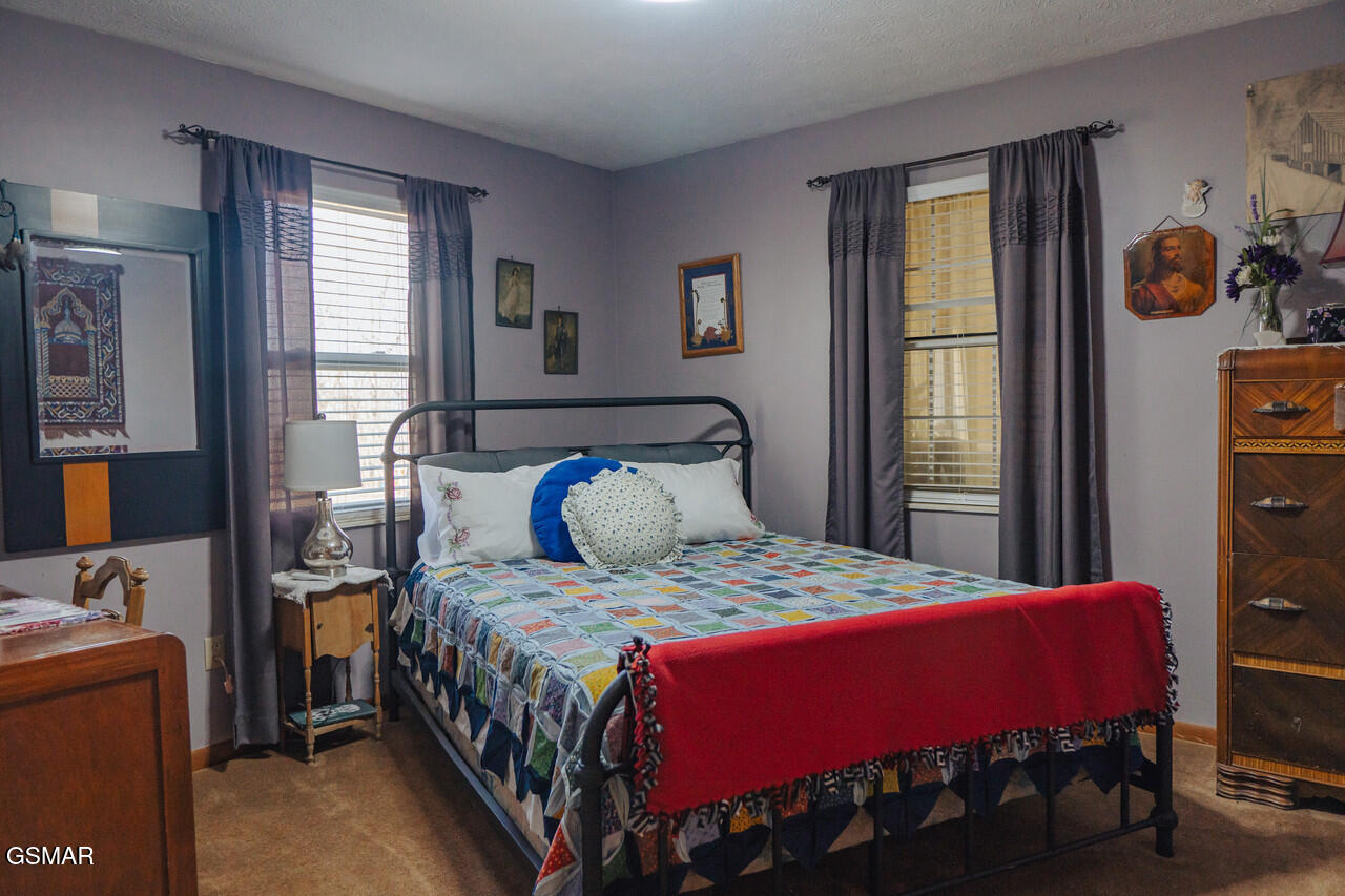 3521 James Phillips Way Sevierville TN 37876