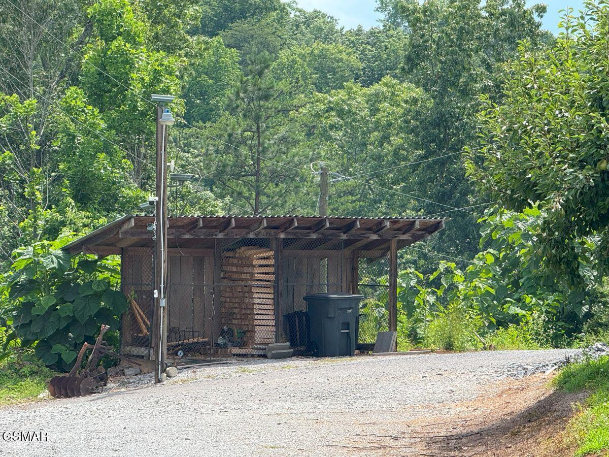 3521 James Phillips Way Sevierville TN 37876