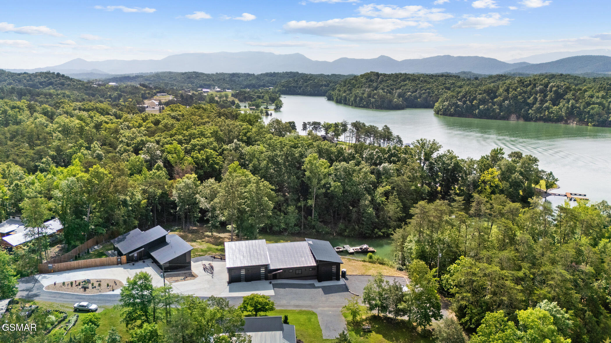 2466/2472 Mcqueen Way Sevierville TN 37876