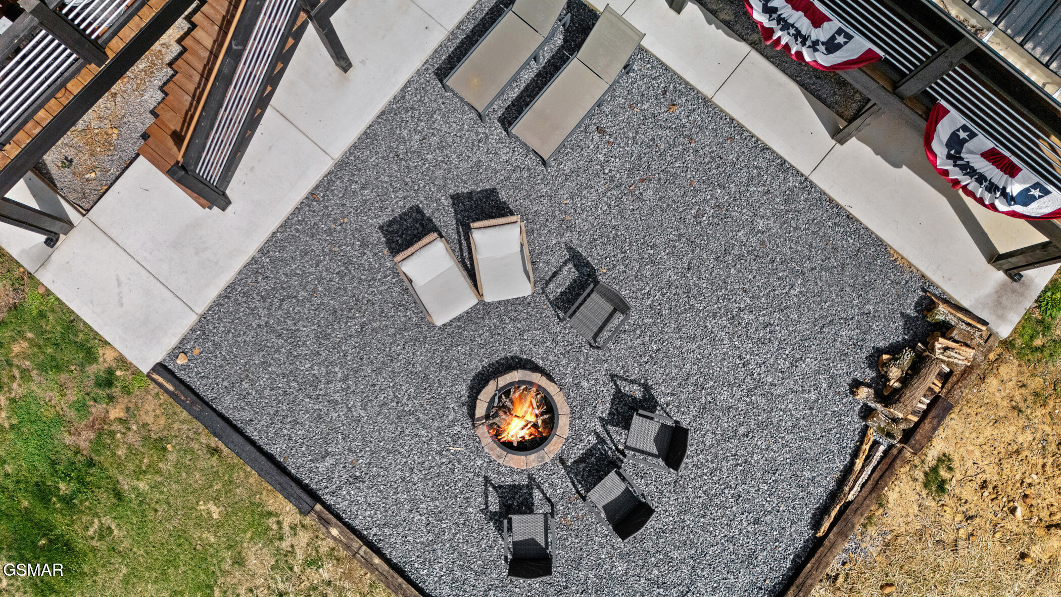 2466/2472 Mcqueen Way Sevierville TN 37876