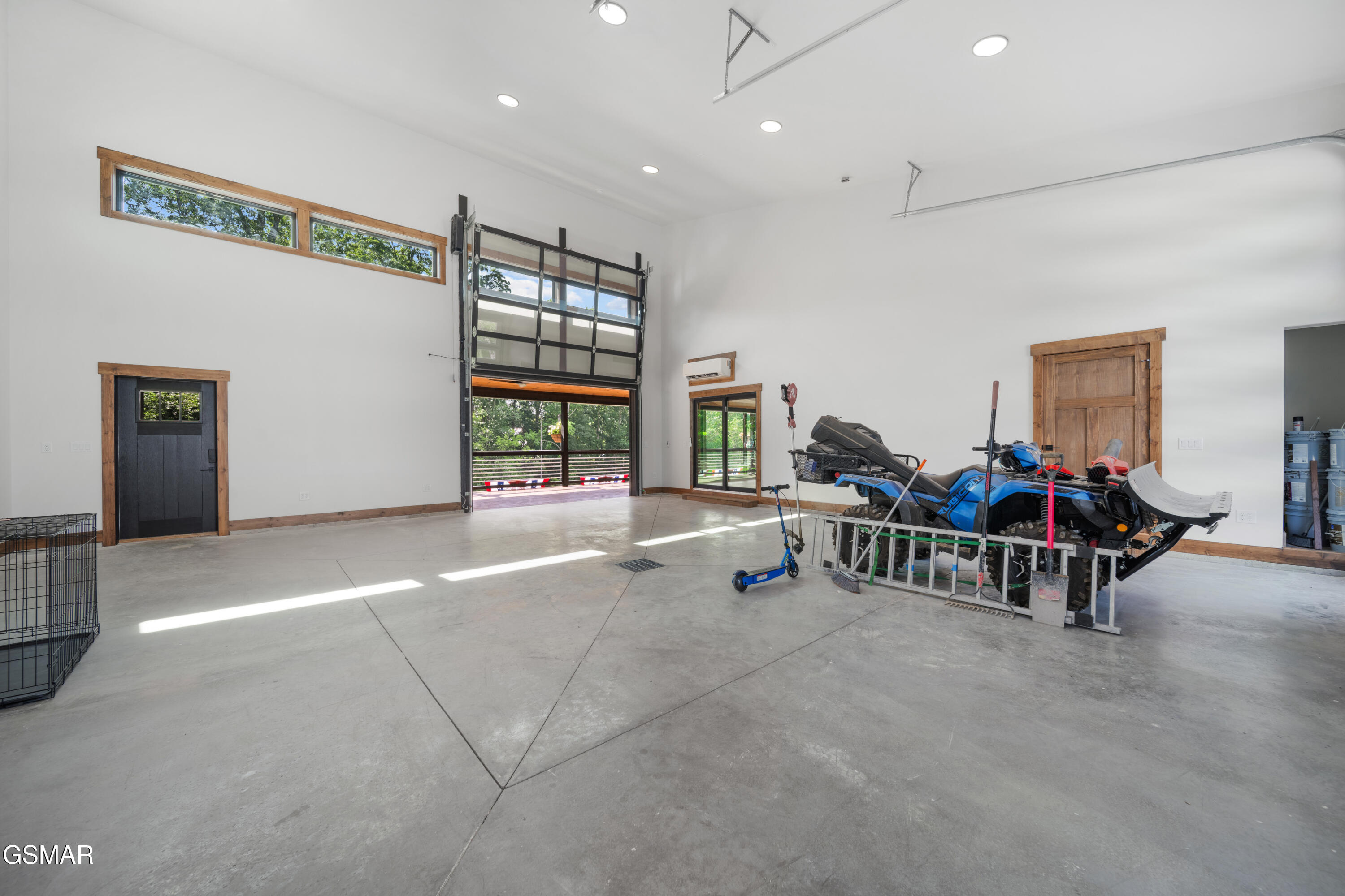 2466/2472 Mcqueen Way Sevierville TN 37876